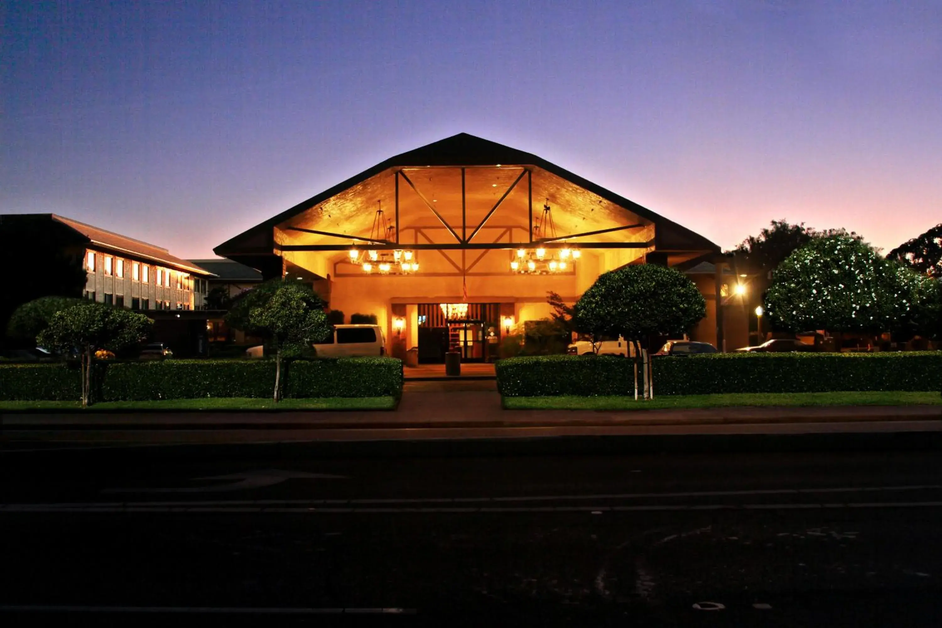 Facade/entrance, Property Building in University Square Hotel