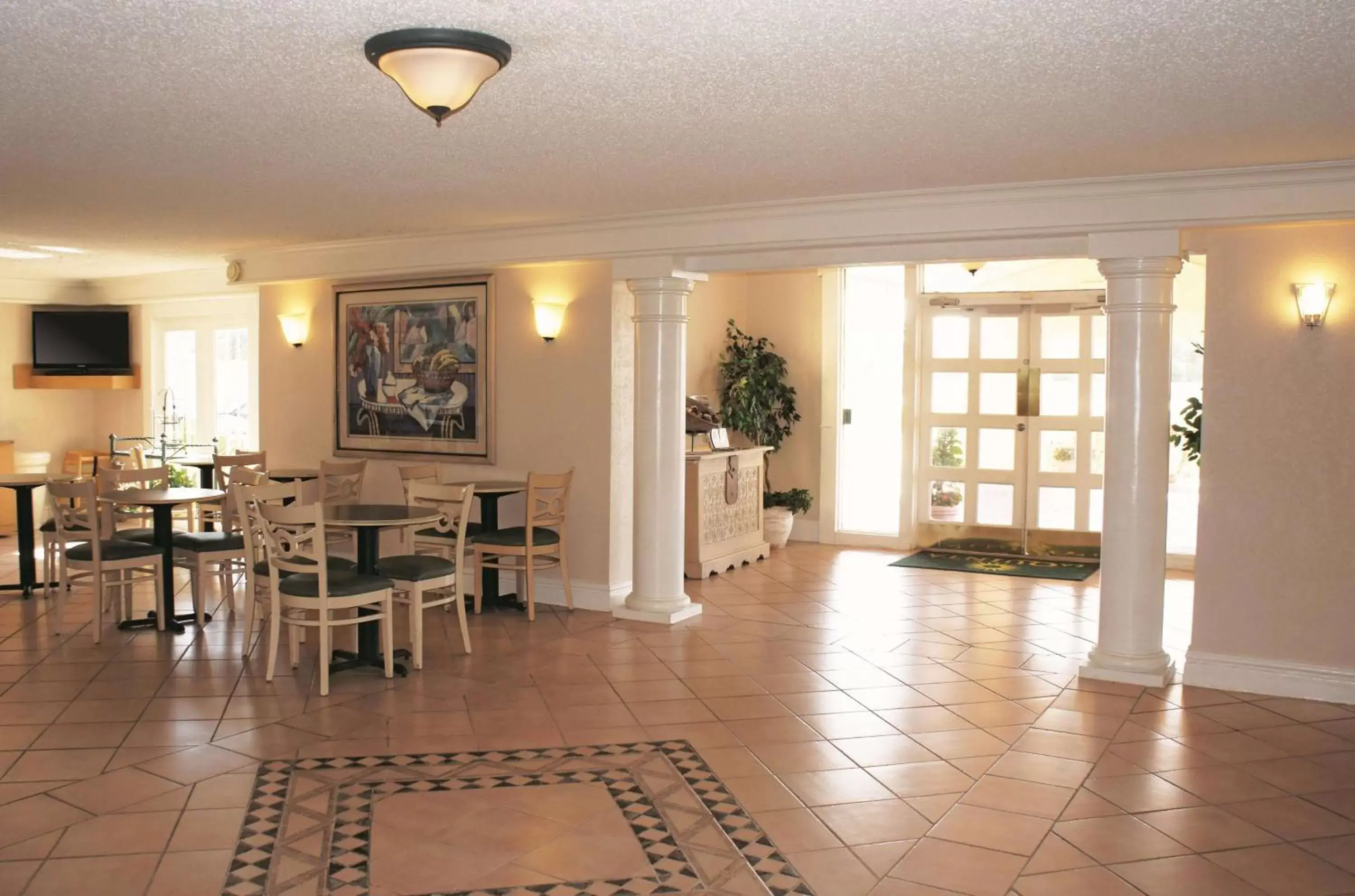 Lobby or reception in La Quinta Inn by Wyndham Clute Lake Jackson