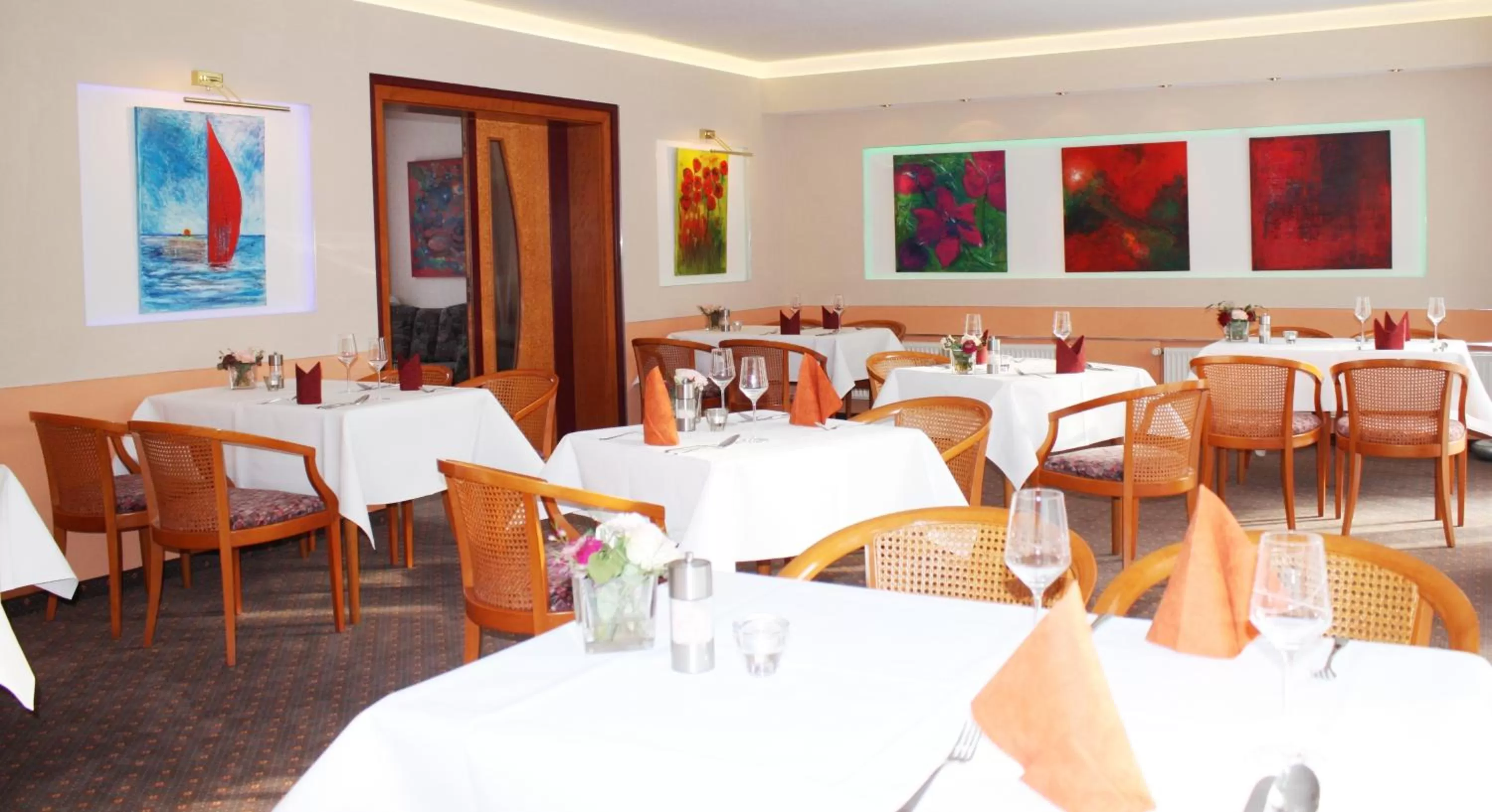 Restaurant/places to eat in Carmina am See