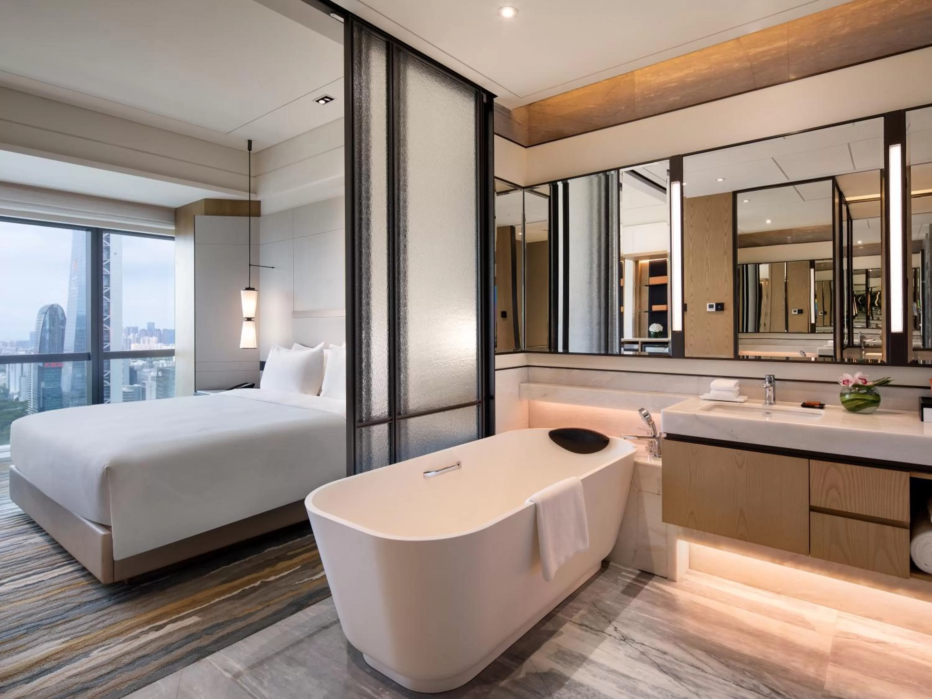 Bathroom, Bed in Crowne Plaza Shenzhen Nanshan by IHG