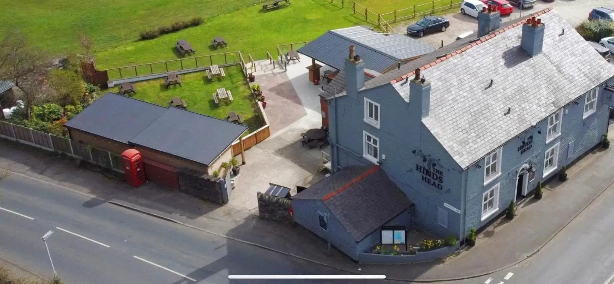 Bird's-eye View in The Hinds Head Hotel