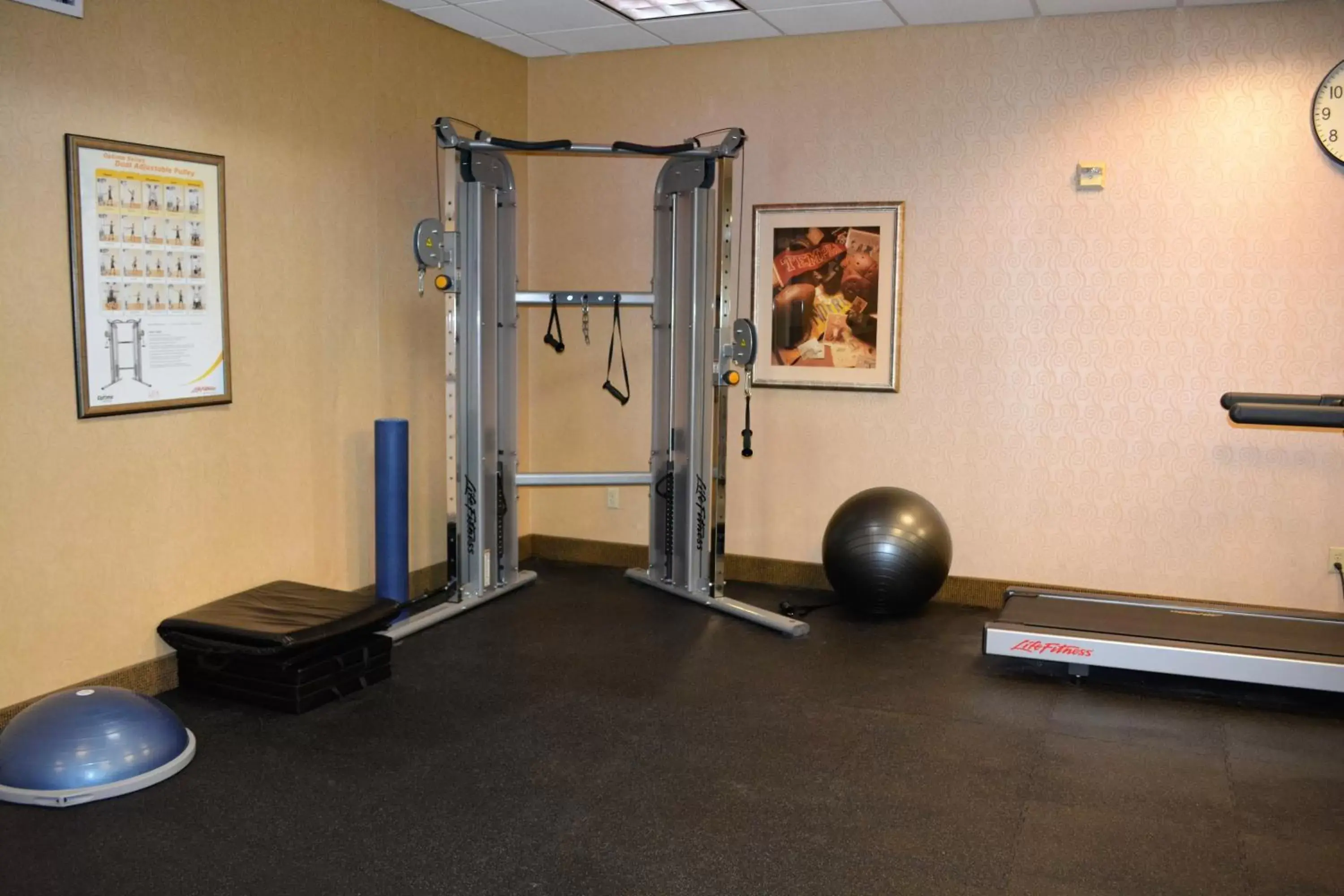 Spa and wellness centre/facilities, Fitness Center/Facilities in Holiday Inn Hazlet, an IHG Hotel