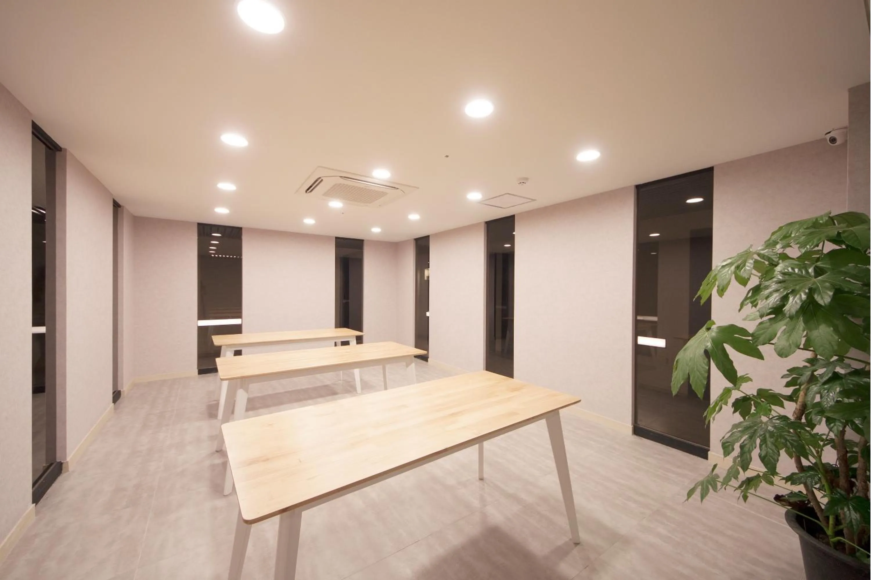 Communal lounge/ TV room in K-Guesthouse Dongdaemun Premium