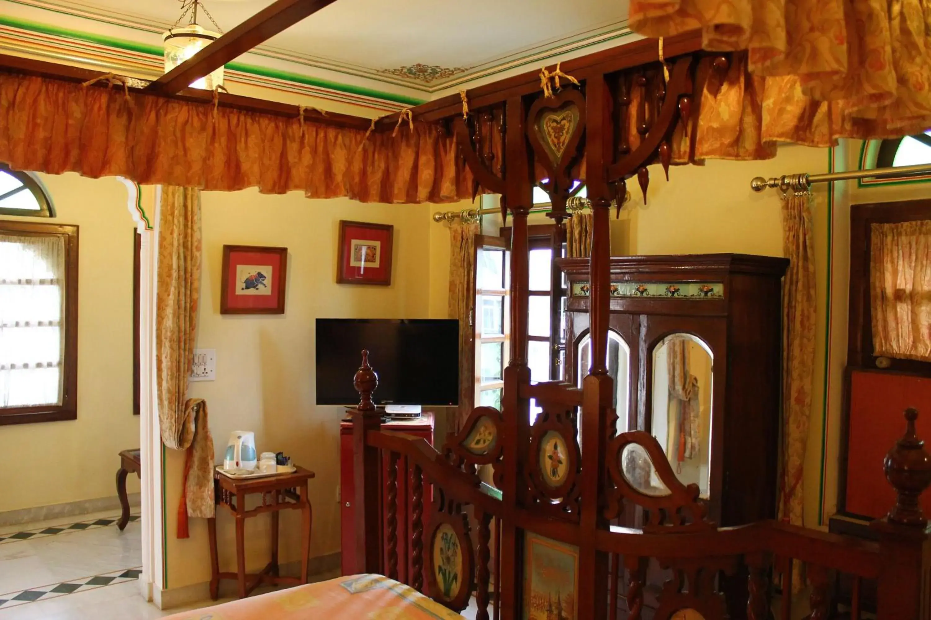 Photo of the whole room, Lounge/Bar in Madhuban - A Heritage Home