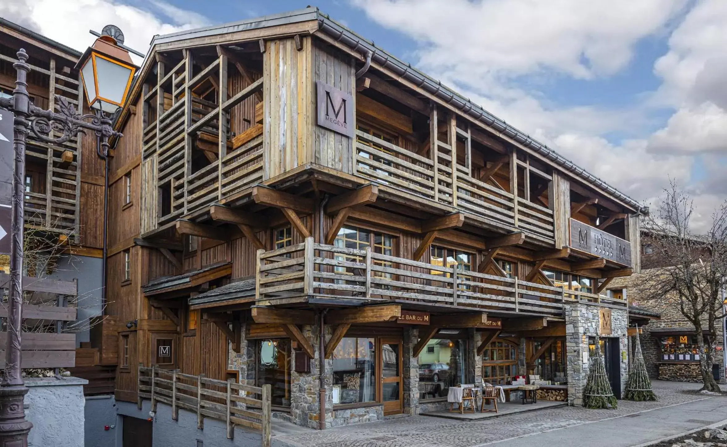 Facade/entrance, Property Building in M de Megève