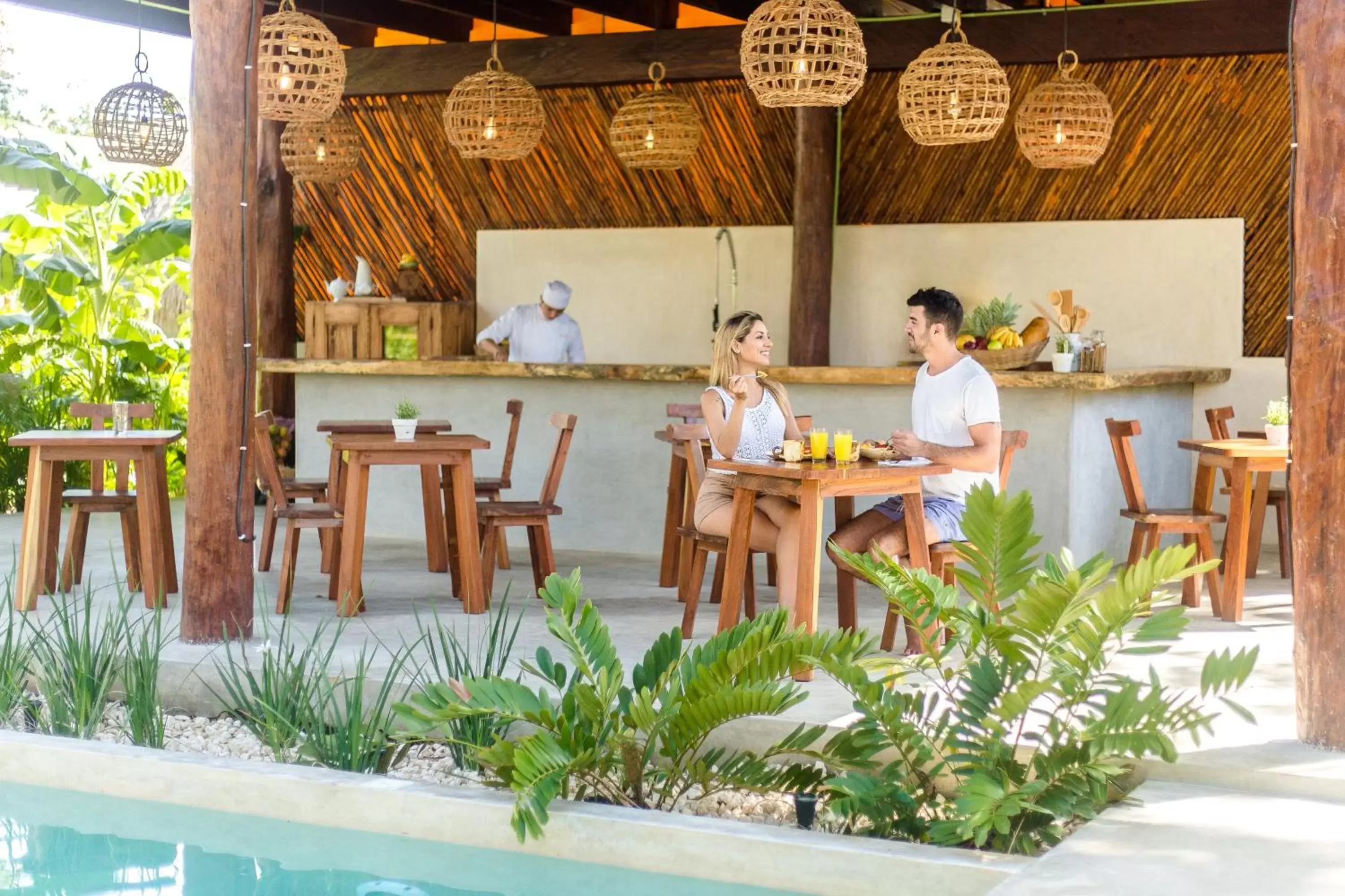 Restaurant/places to eat in Zenses Wellness and Yoga Resort - Adults Only