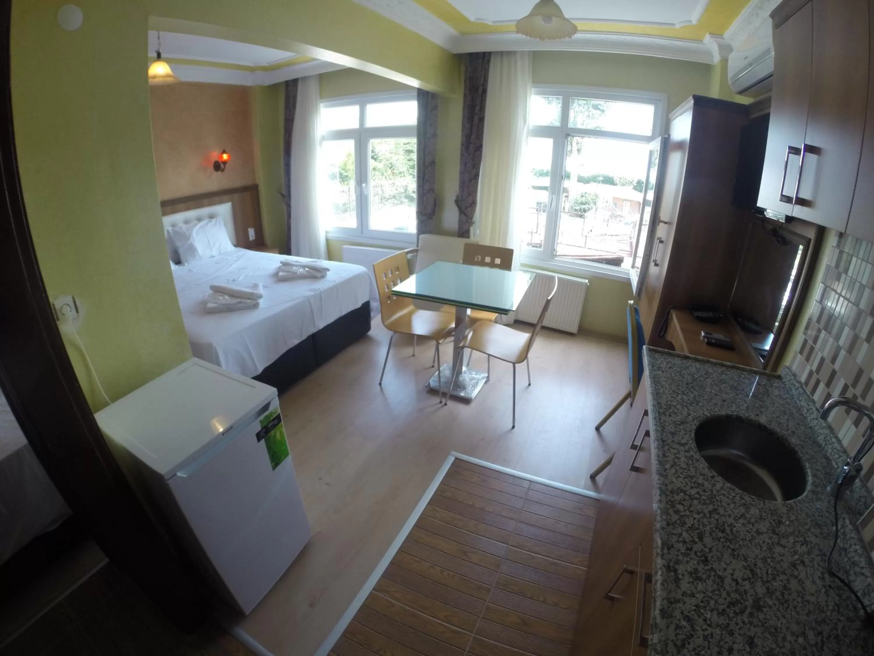 Coffee/tea facilities, Bed in Arat Apartments