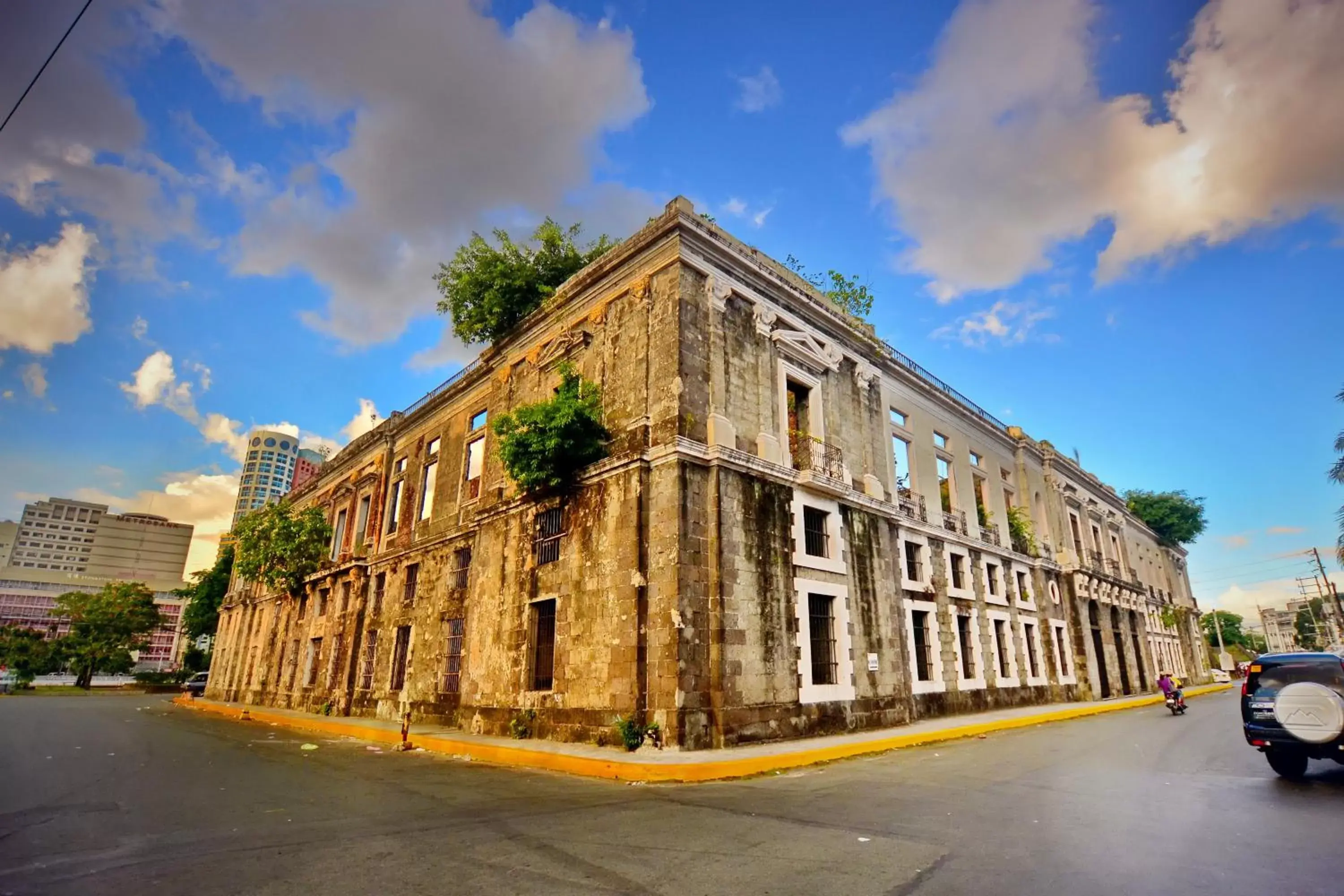 Nearby landmark, Property Building in Riviera Mansion Hotel