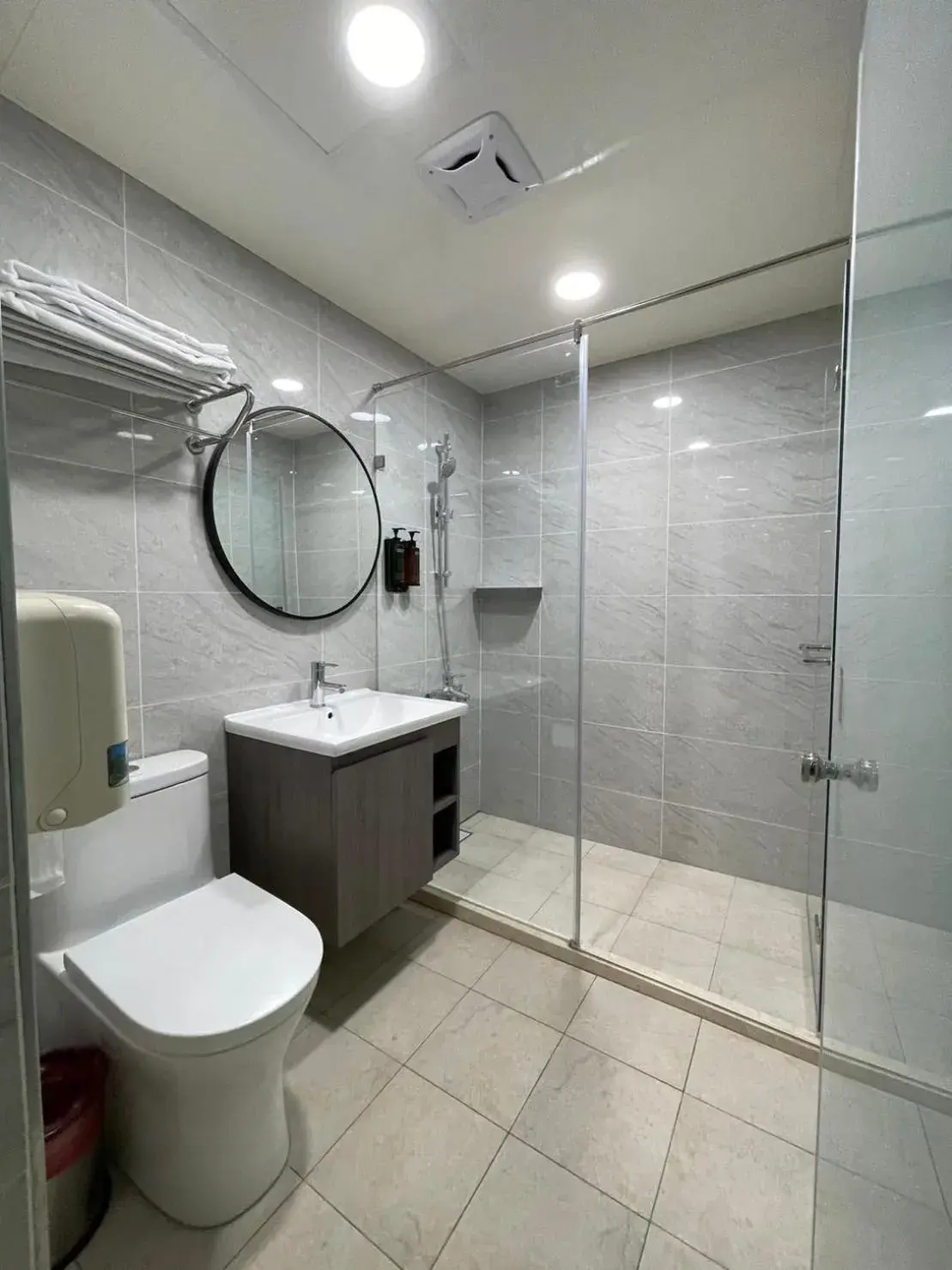 Bathroom in Benz Hotel