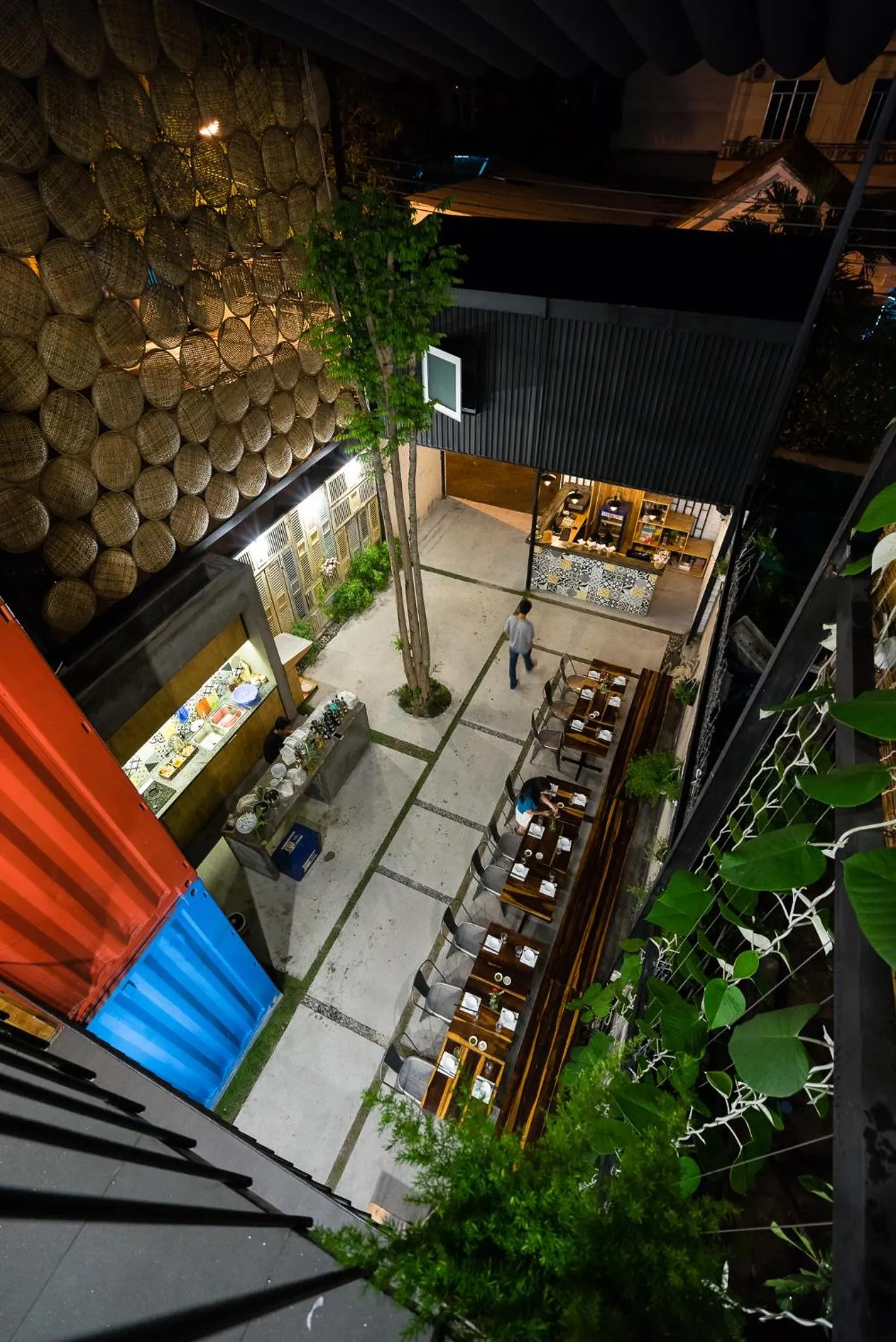 Dining area in Ccasa Hostel