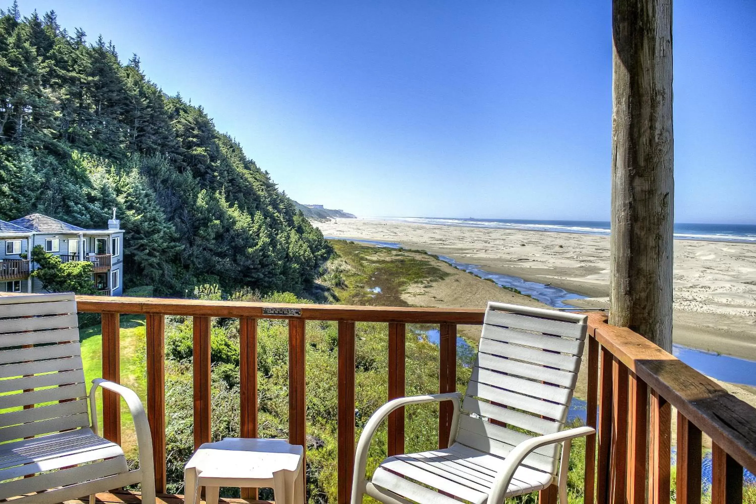 Balcony/Terrace in Little Creek Cove Beach Resort