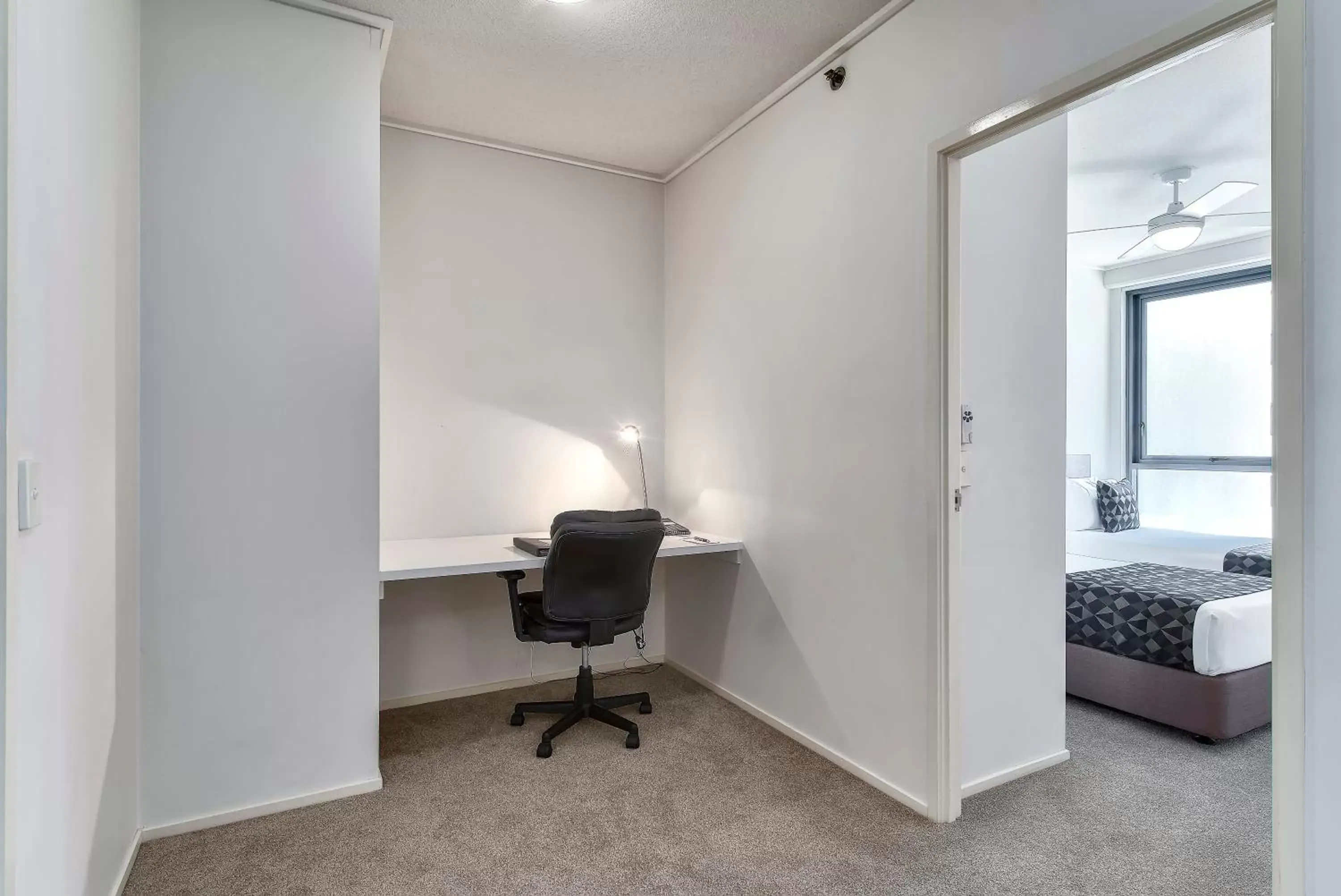 Area and facilities, TV/Entertainment Center in Flynn Brisbane