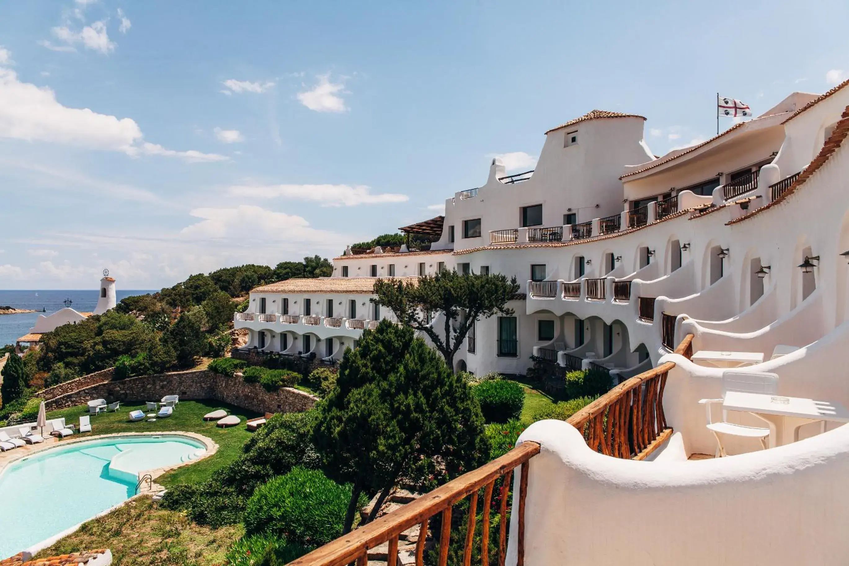 Balcony/Terrace, Pool View in Hotel Luci Di La Muntagna