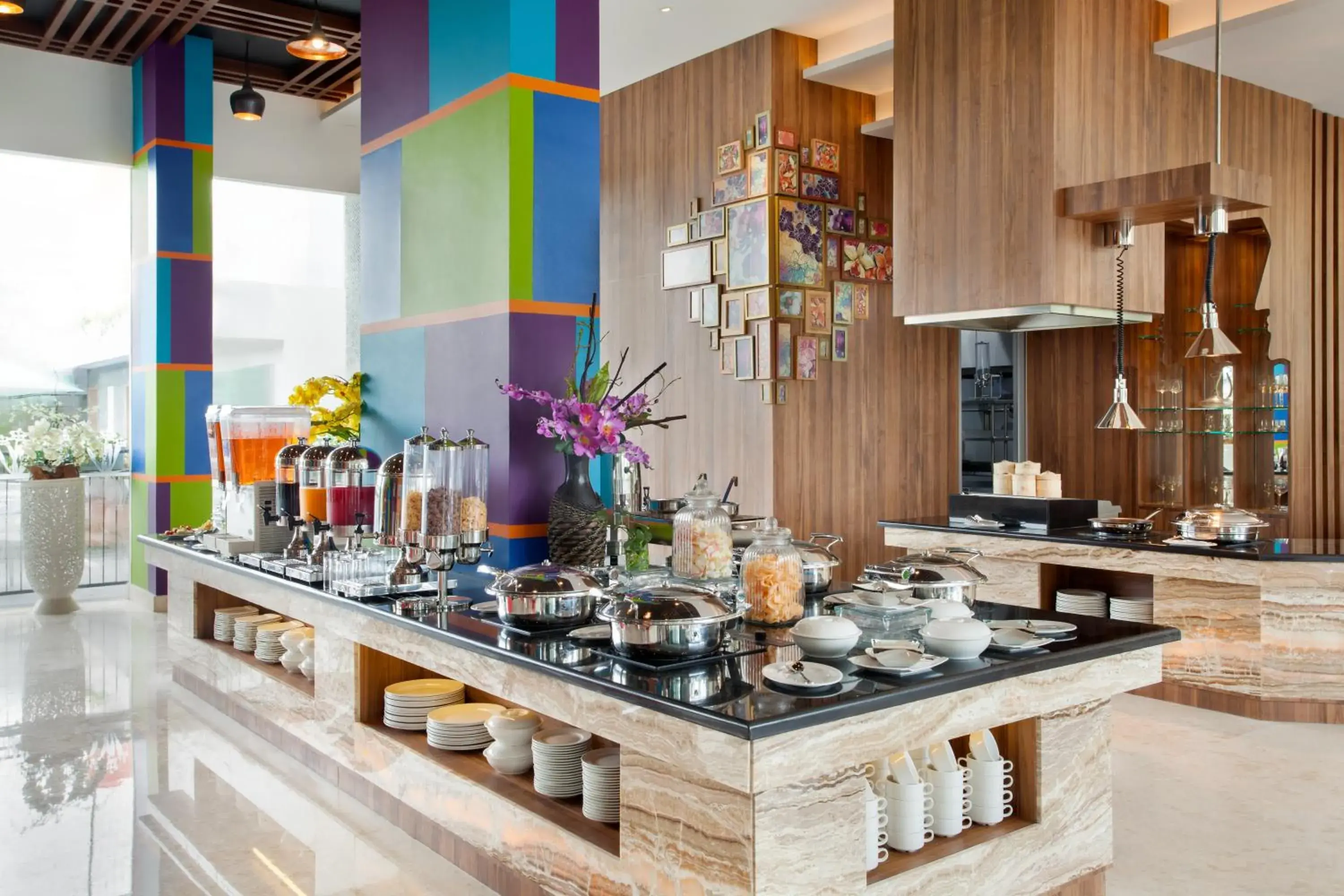 Restaurant/places to eat in ibis Styles Cikarang Restaurant/places to eat in ibis Styles Cikarang