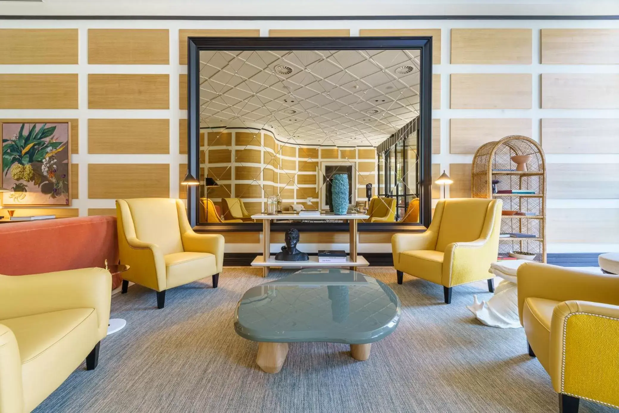 Lobby or reception, Seating Area in The Editory Boulevard Aliados Hotel