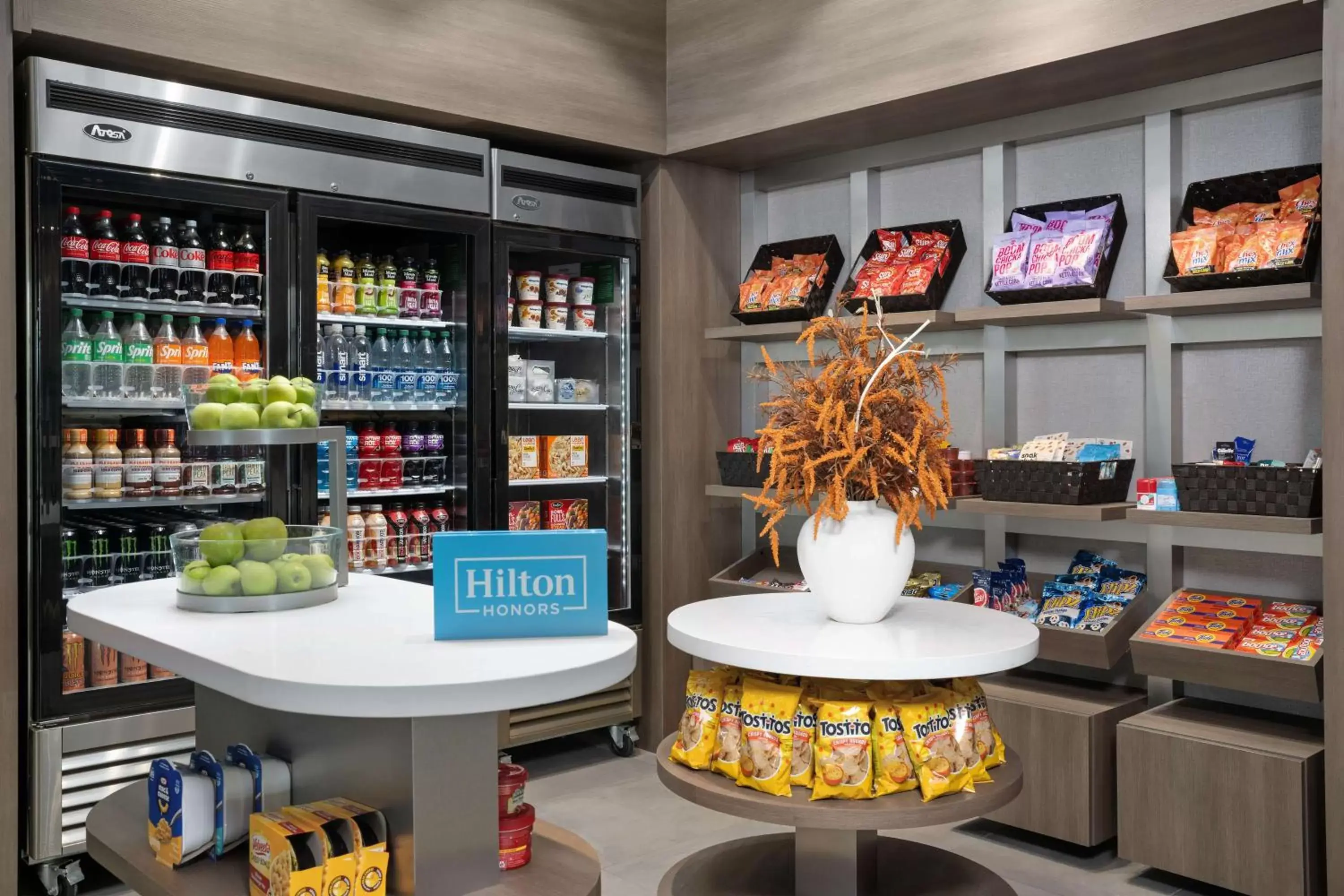 Restaurant/places to eat in Home2 Suites By Hilton Cullman Restaurant/places to eat in Home2 Suites By Hilton Cullman