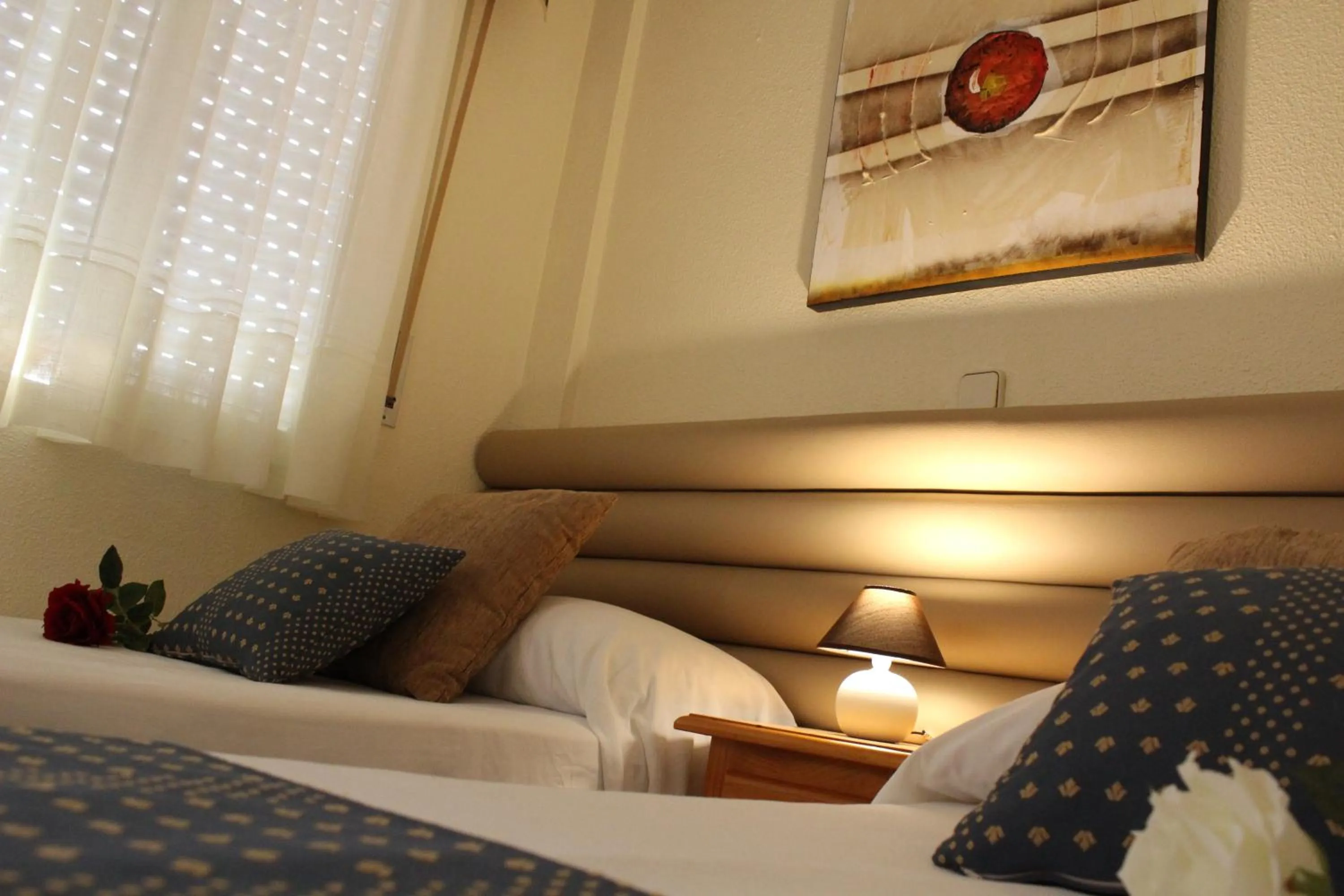 Photo of the whole room, Bed in Hotel Cuatro Caños