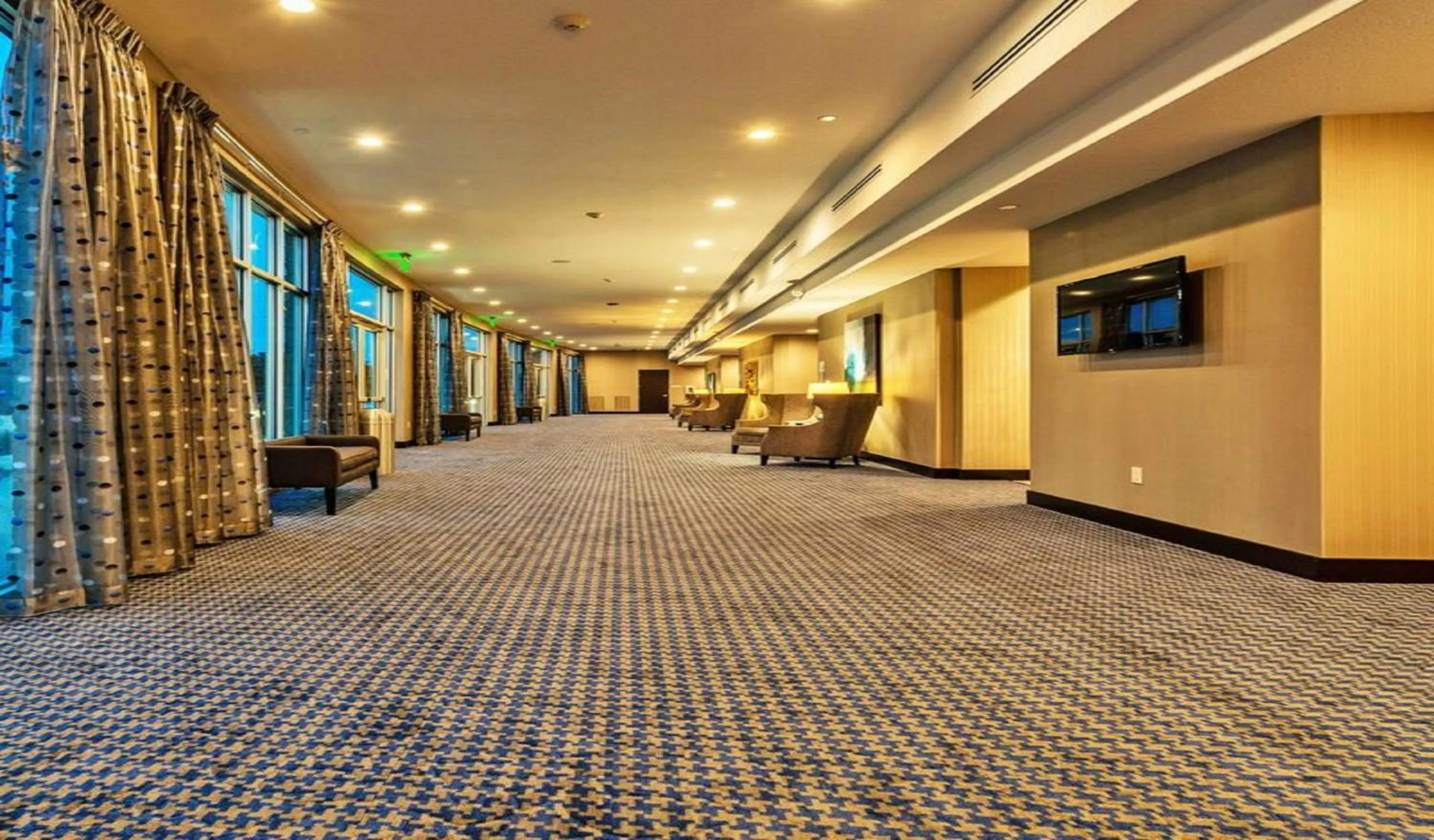 Meeting/conference room in Holiday Inn Austin Airport by IHG