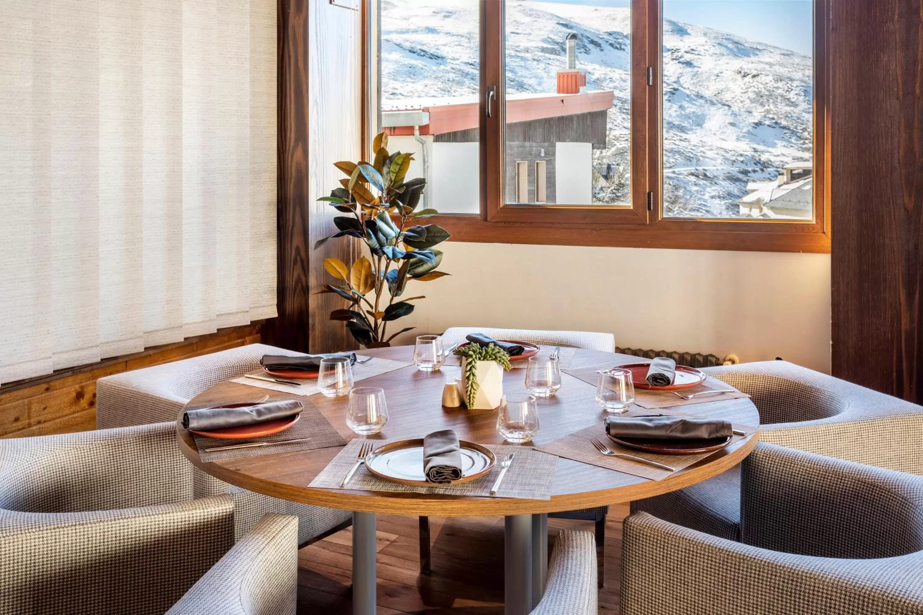 Restaurant/places to eat in Melia Sierra Nevada