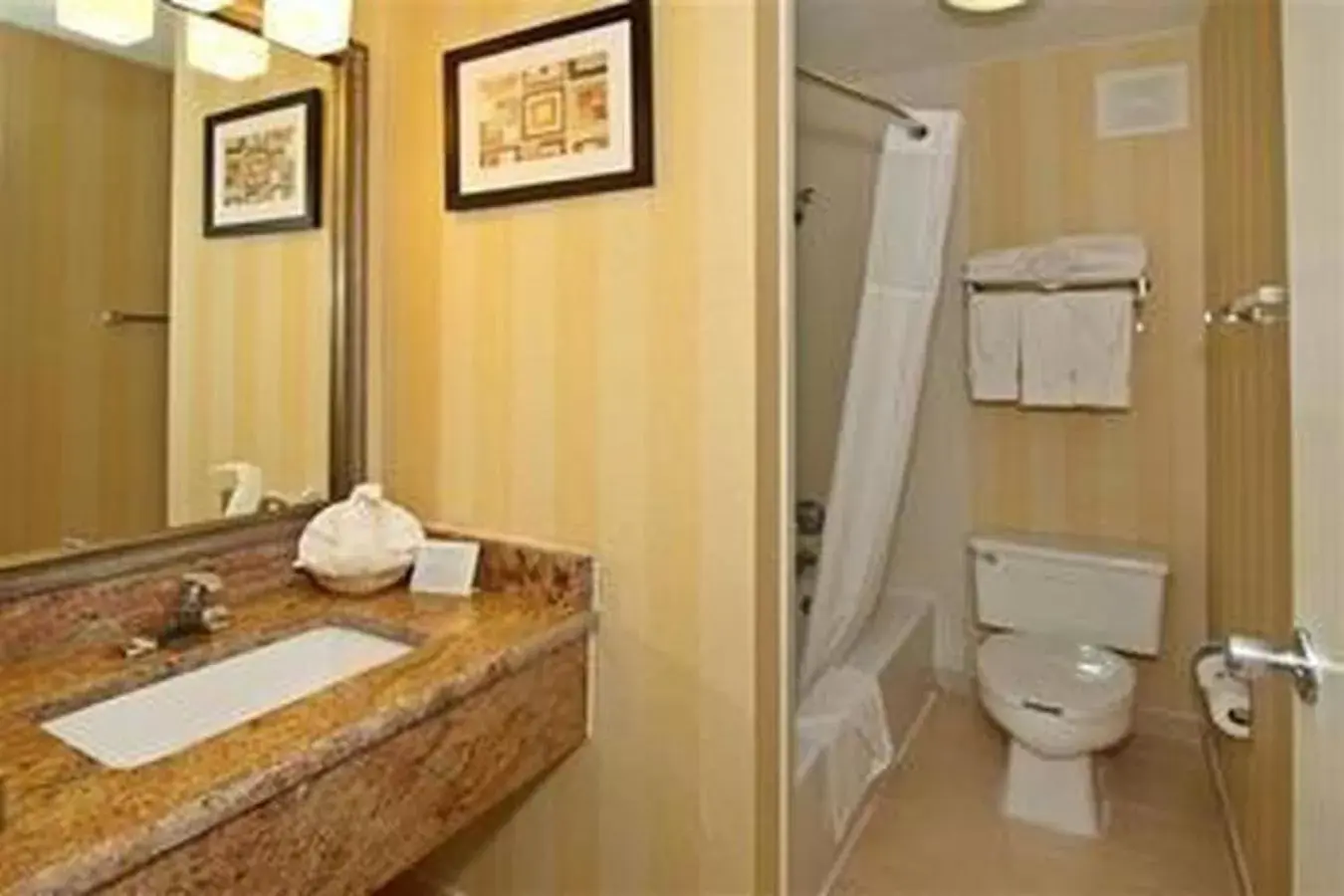 Bathroom in Comfort Inn & Suites Kissimmee by the Parks
