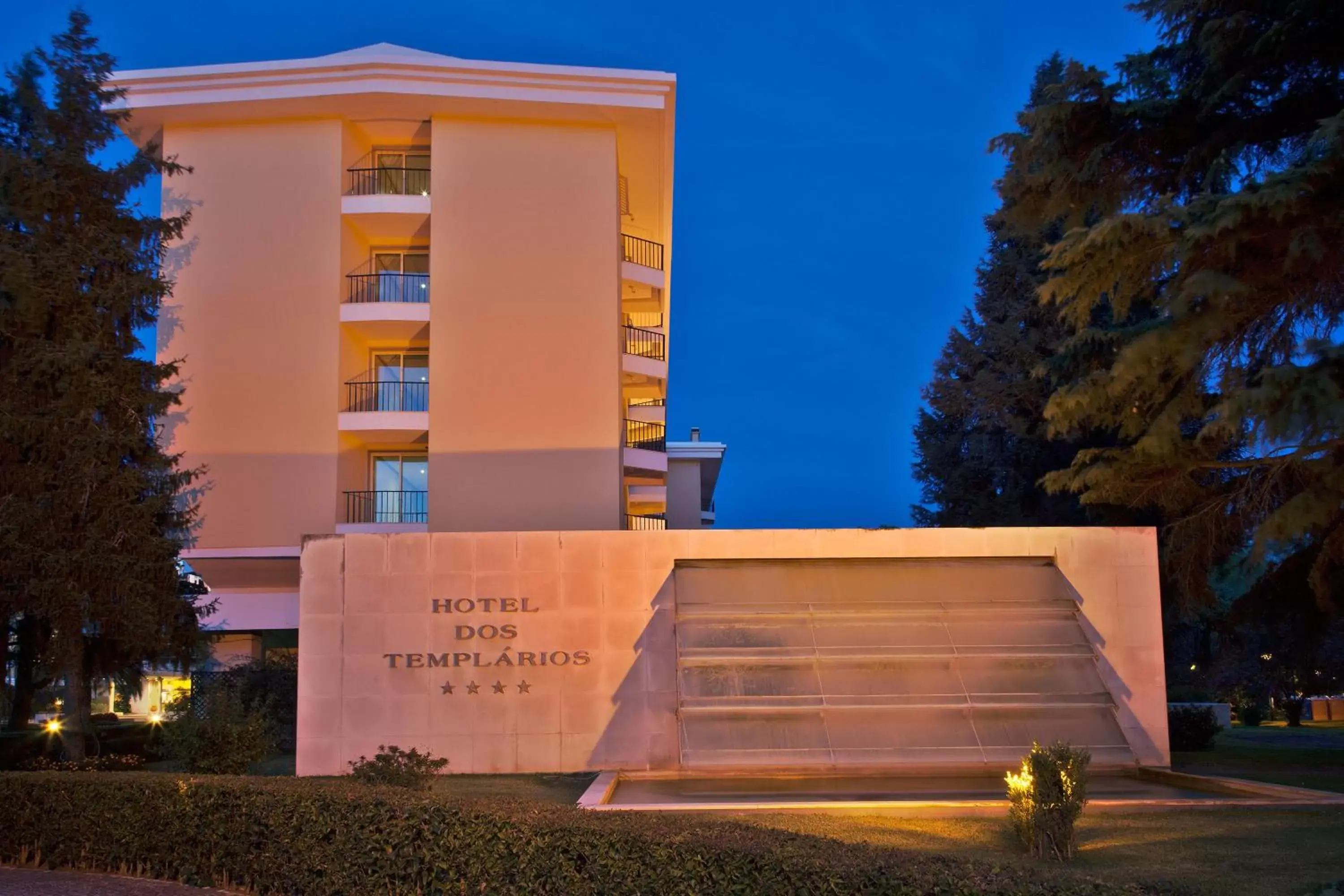 Facade/entrance, Property Building in Hotel Dos Templarios