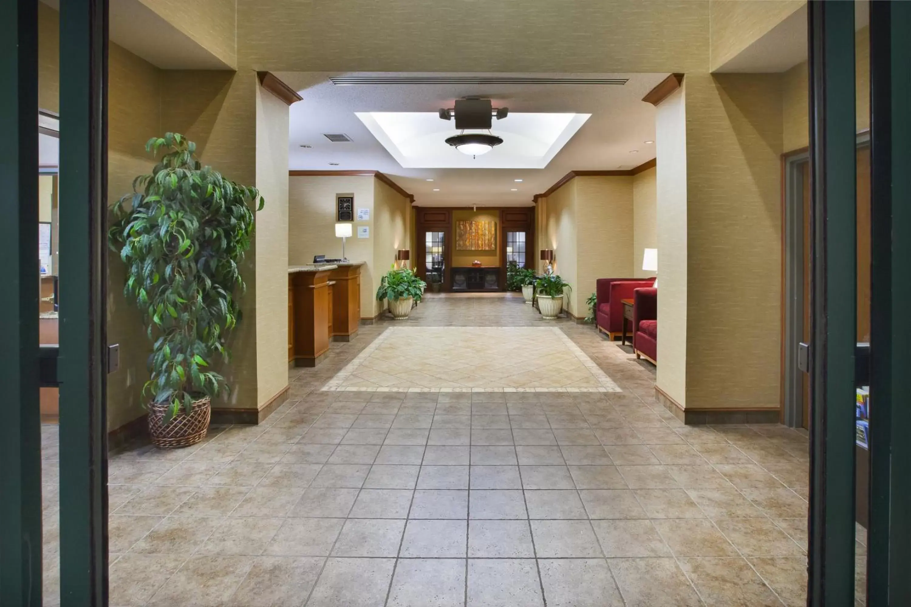 Property building in Holiday Inn Express Hotel & Suites Bryan-Montpelier, an IHG Hotel