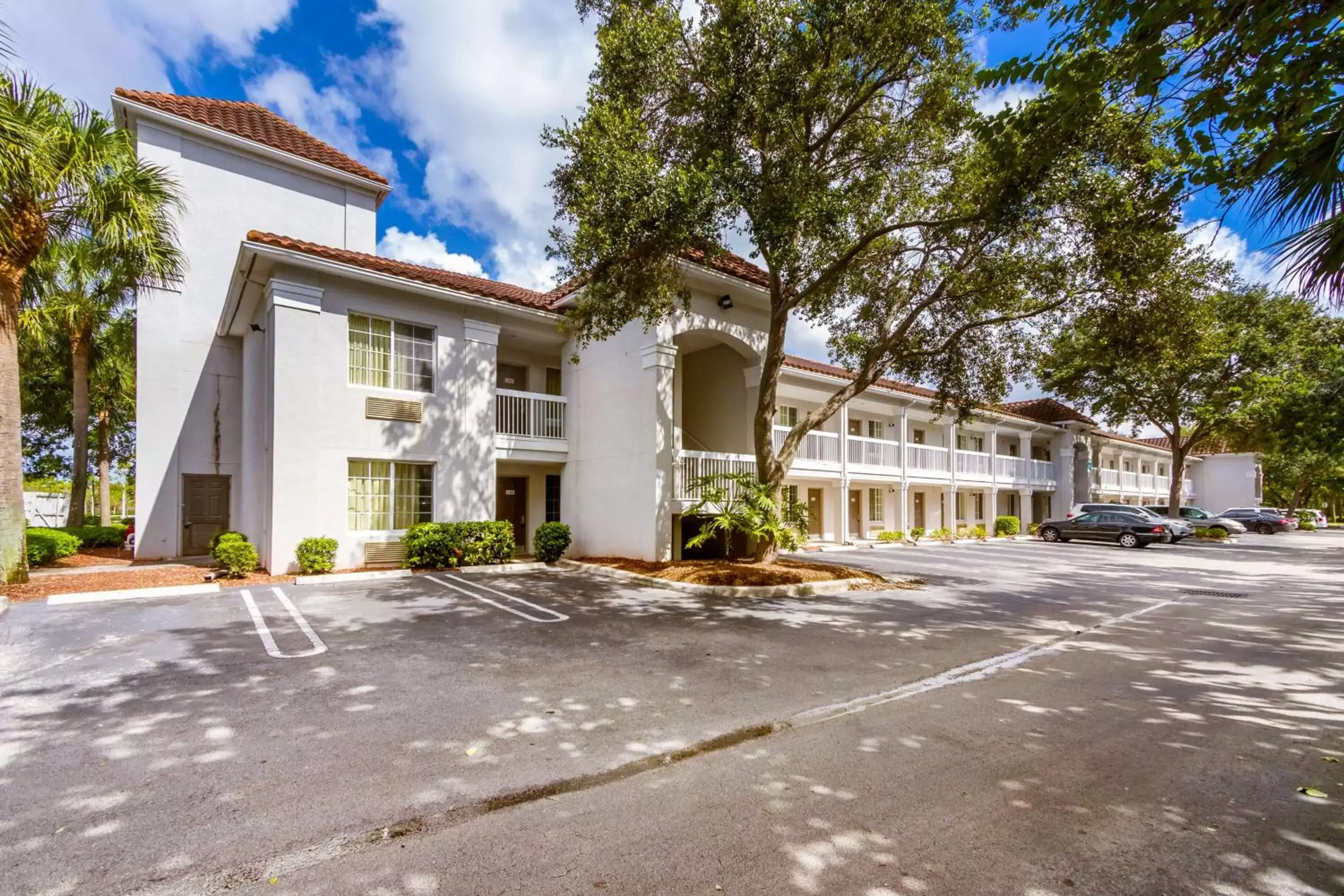 Property Building in Studio 6-Coral Springs, FL - Fort Lauderdale