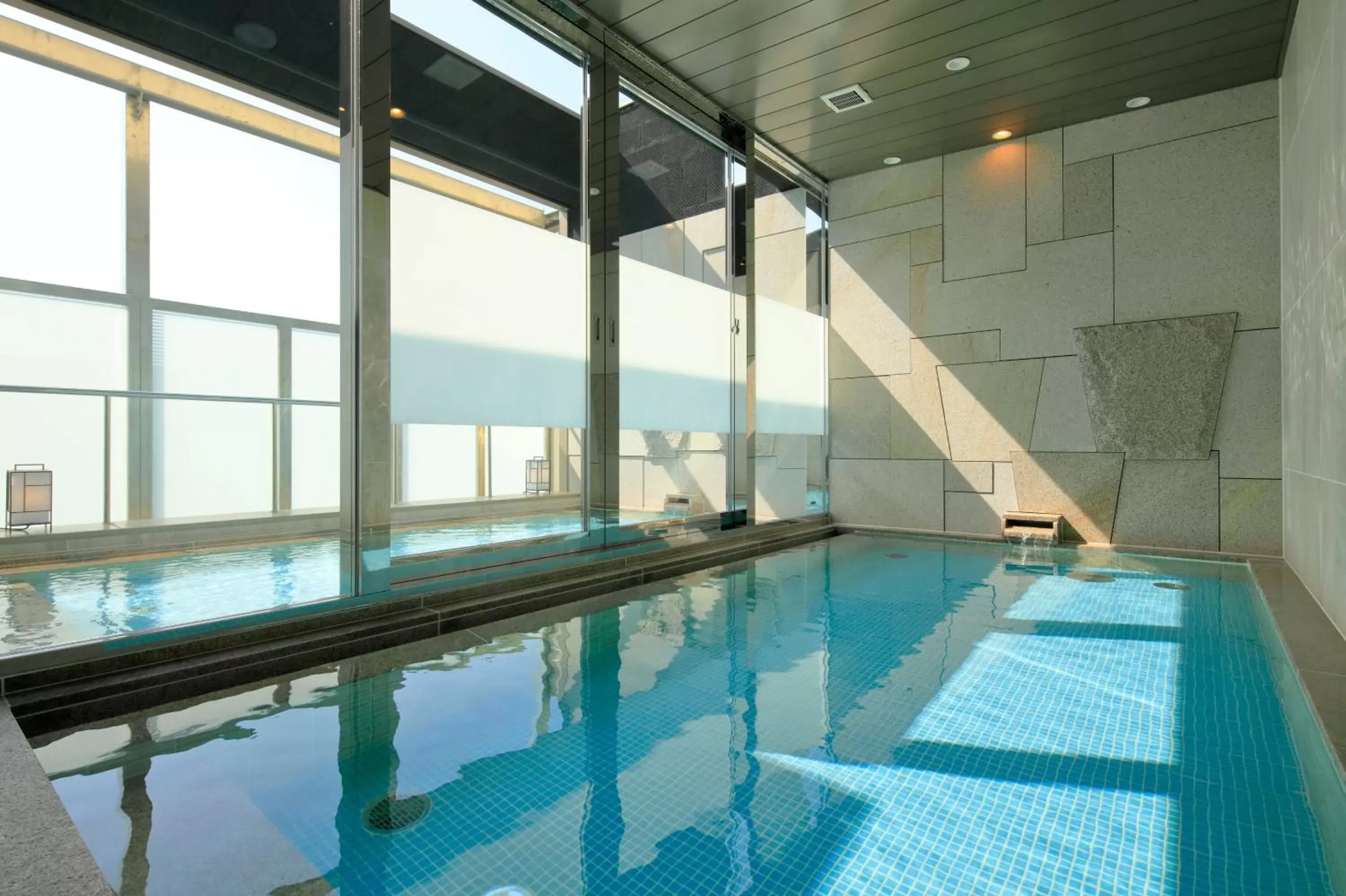 Public Bath, Swimming Pool in Candeo Hotels Kobe Tor Road