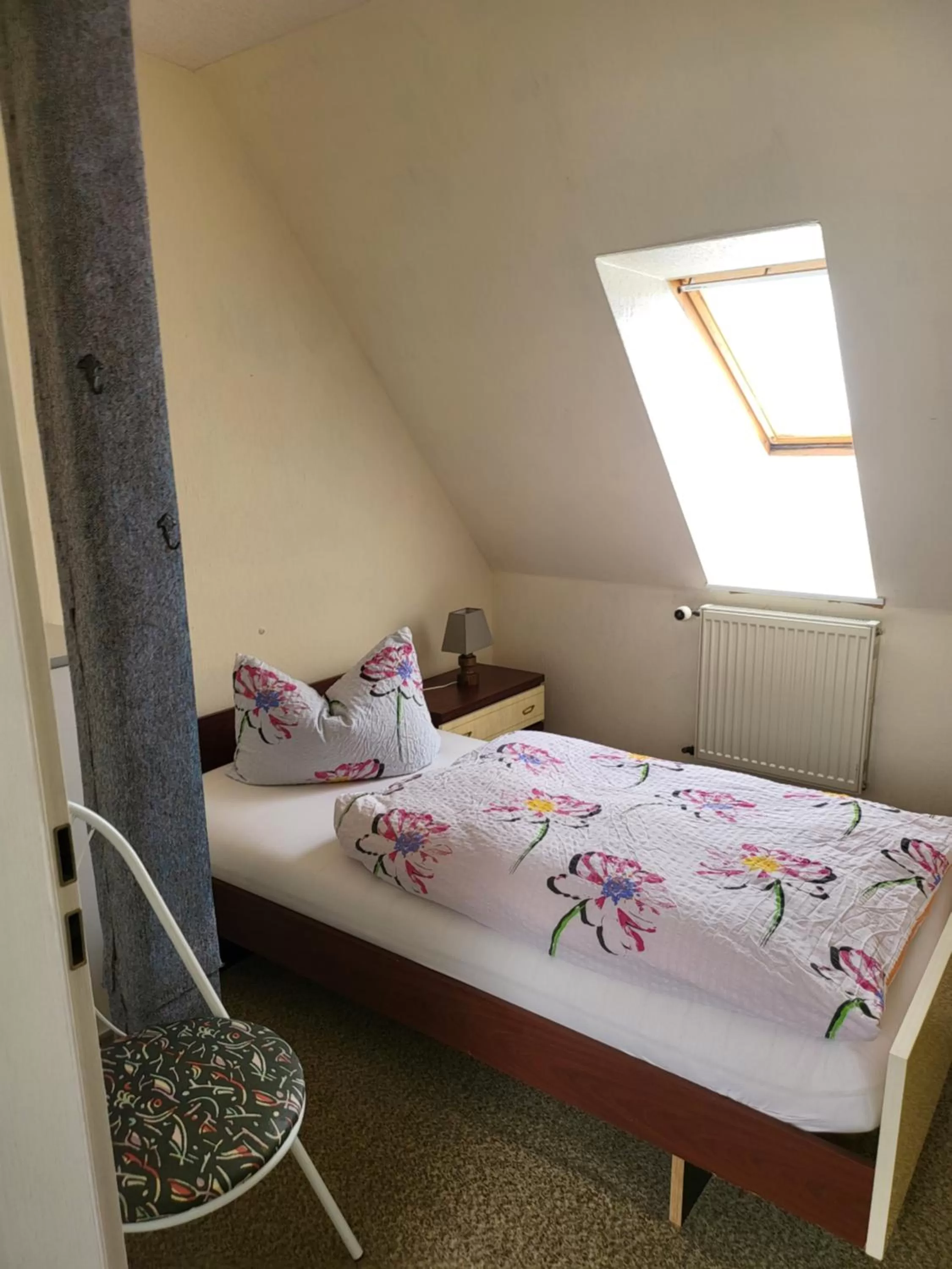 Bedroom, Bed in Hotel Zur Schanze