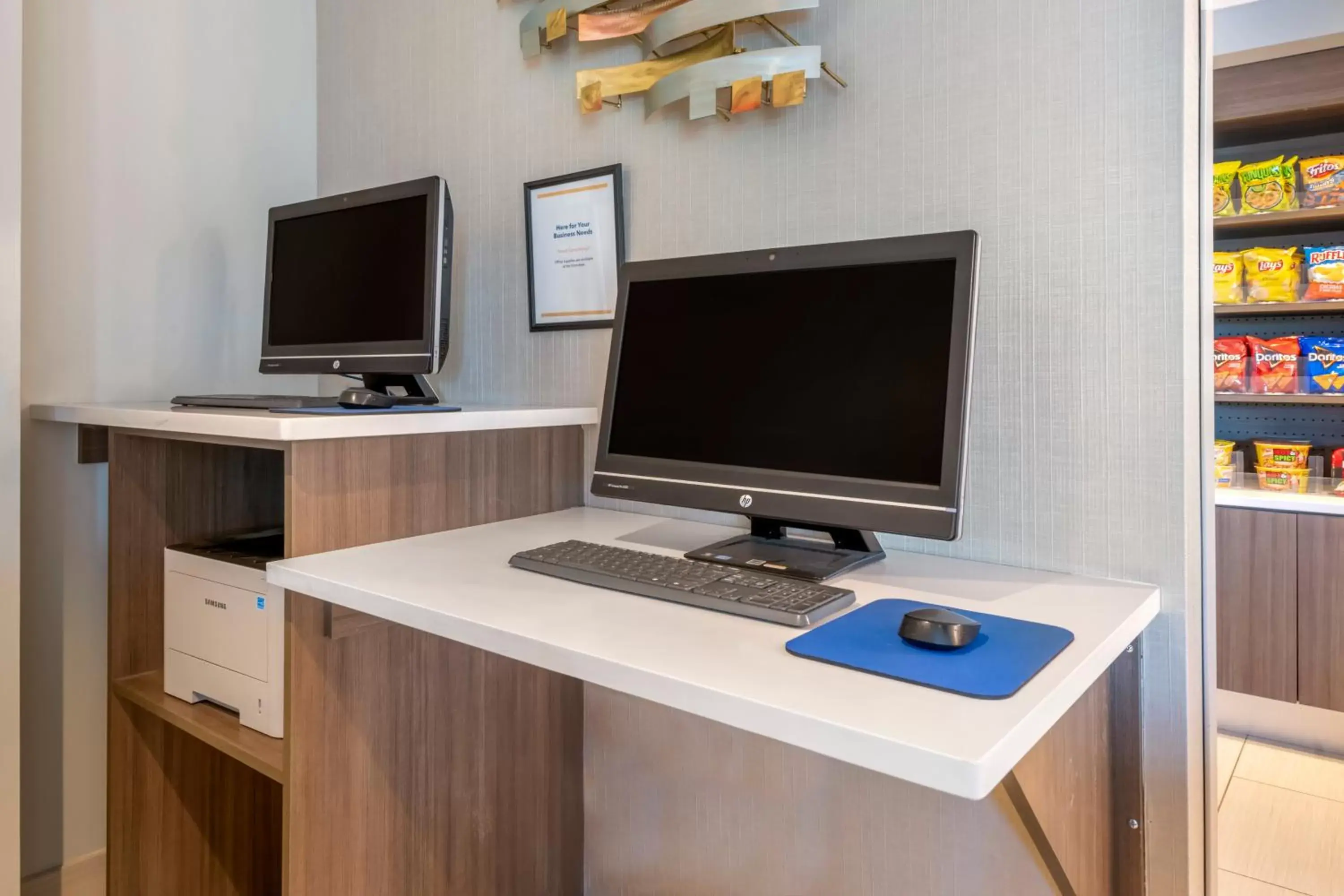 Business facilities, TV/Entertainment Center in Comfort Inn & Suites Melbourne-Viera