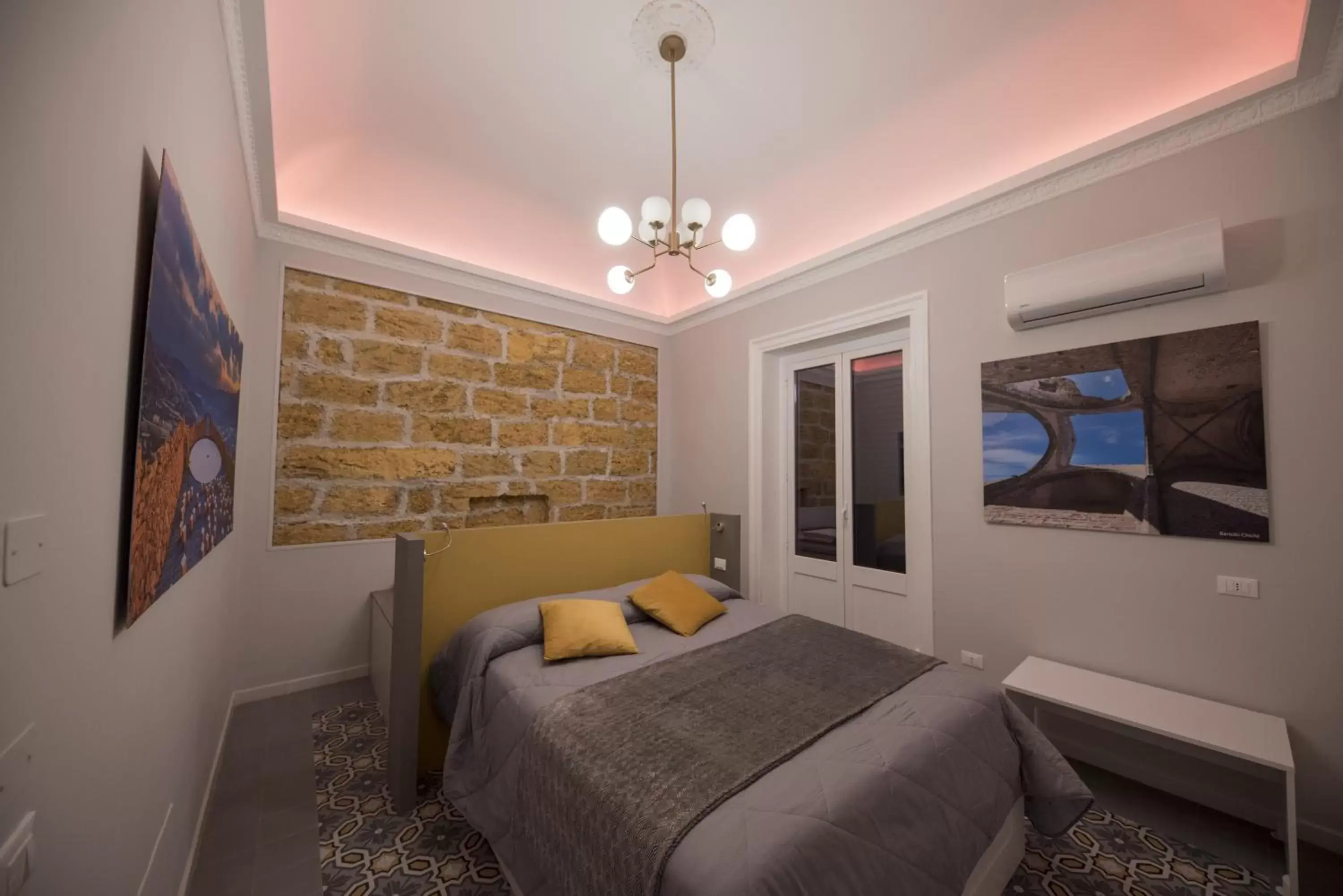 Bedroom, Bed in Suite del Ponte Normanno