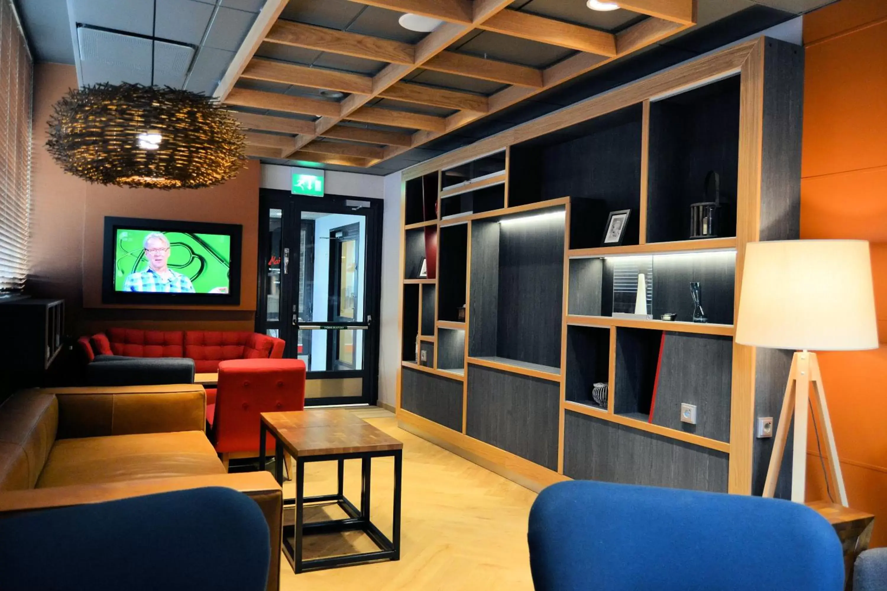 Property building, TV/Entertainment Center in Holiday Inn Tampere - Central Station, an IHG Hotel