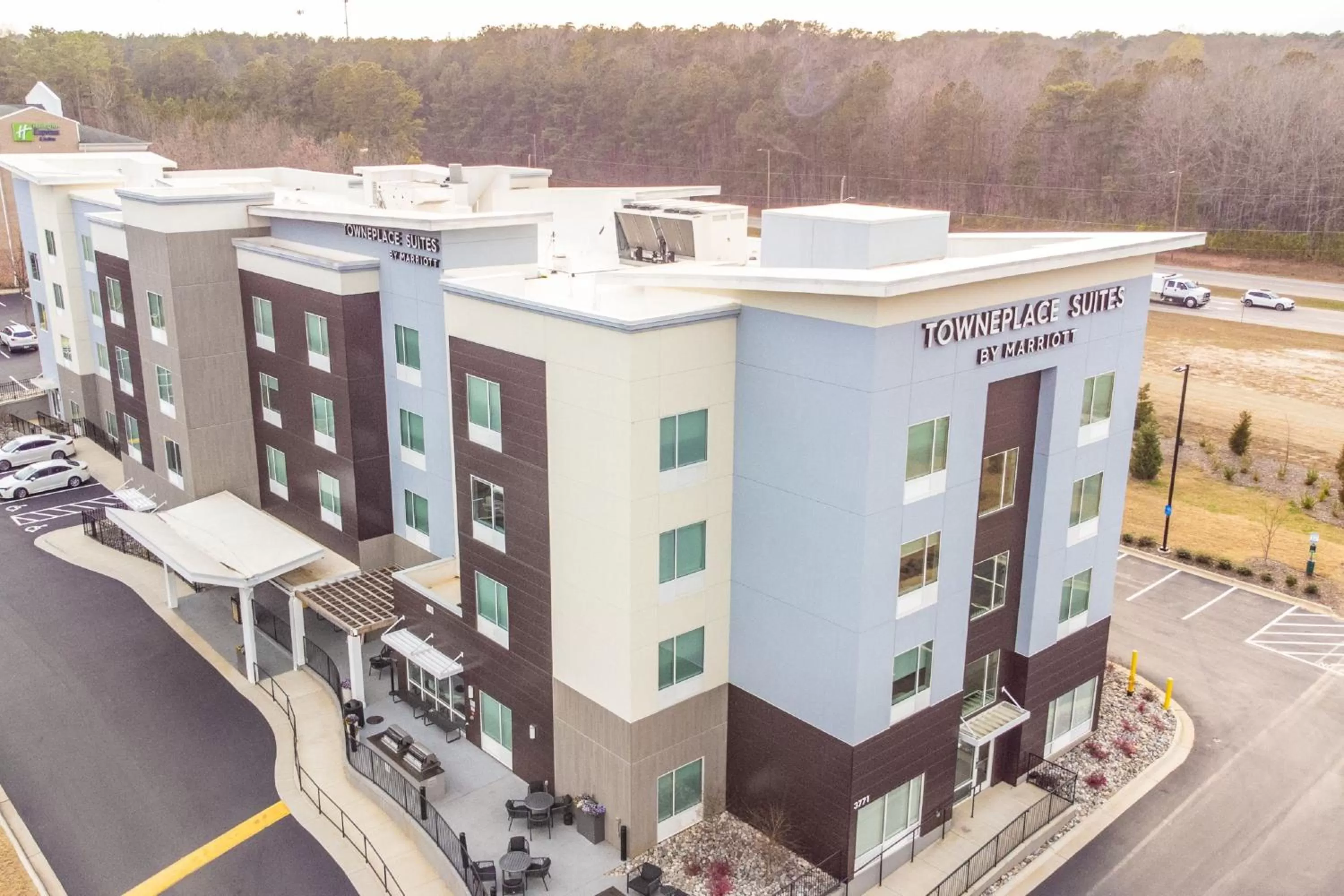 Property building in TownePlace Suites by Marriott Raleigh - University Area
