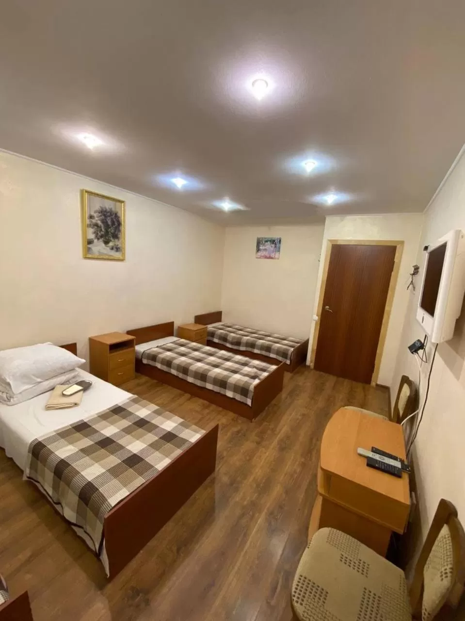 Bed in Inn Khlibodarskiy