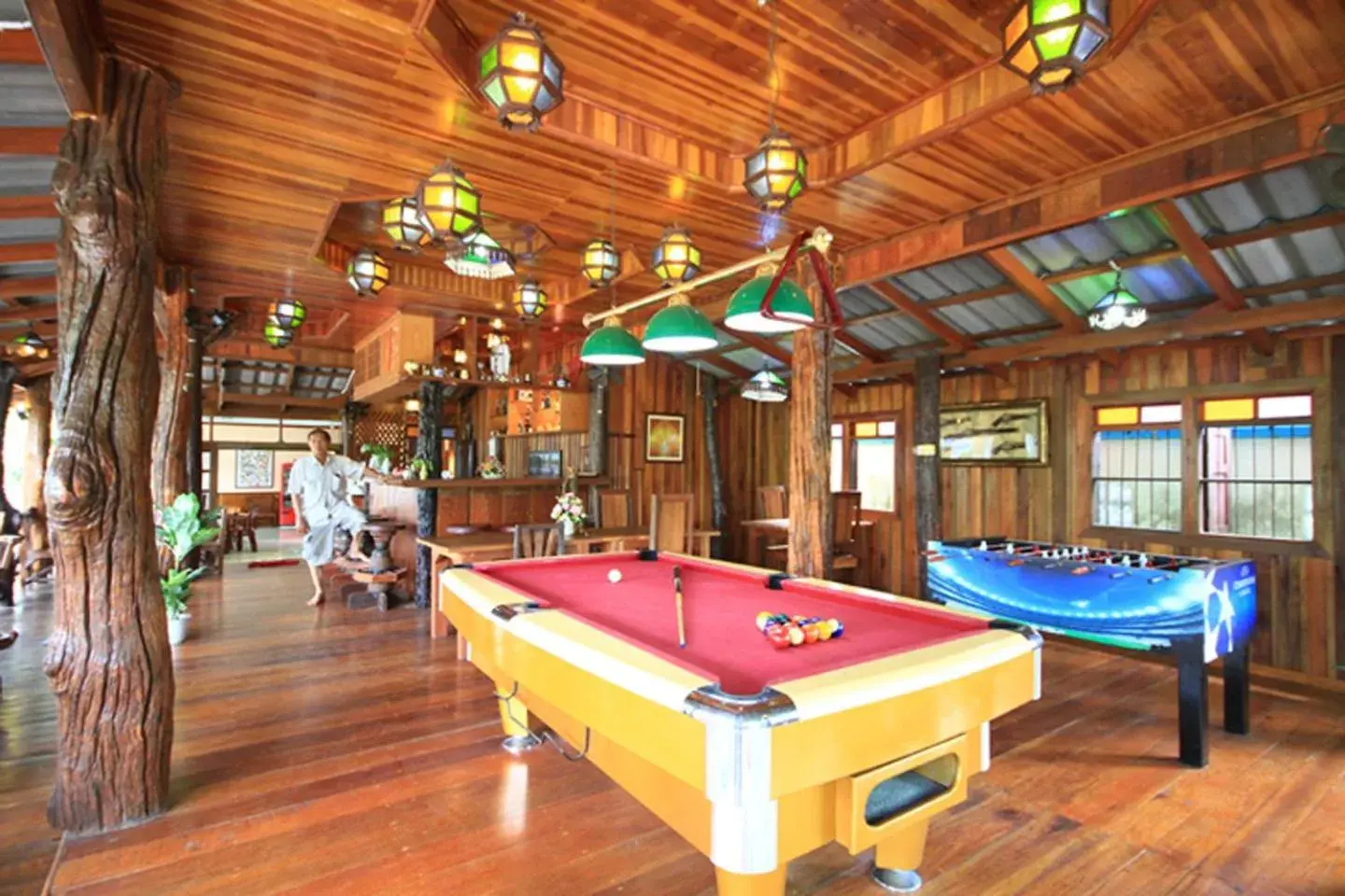 Entertainment, Billiards in J.Holiday Inn Krabi