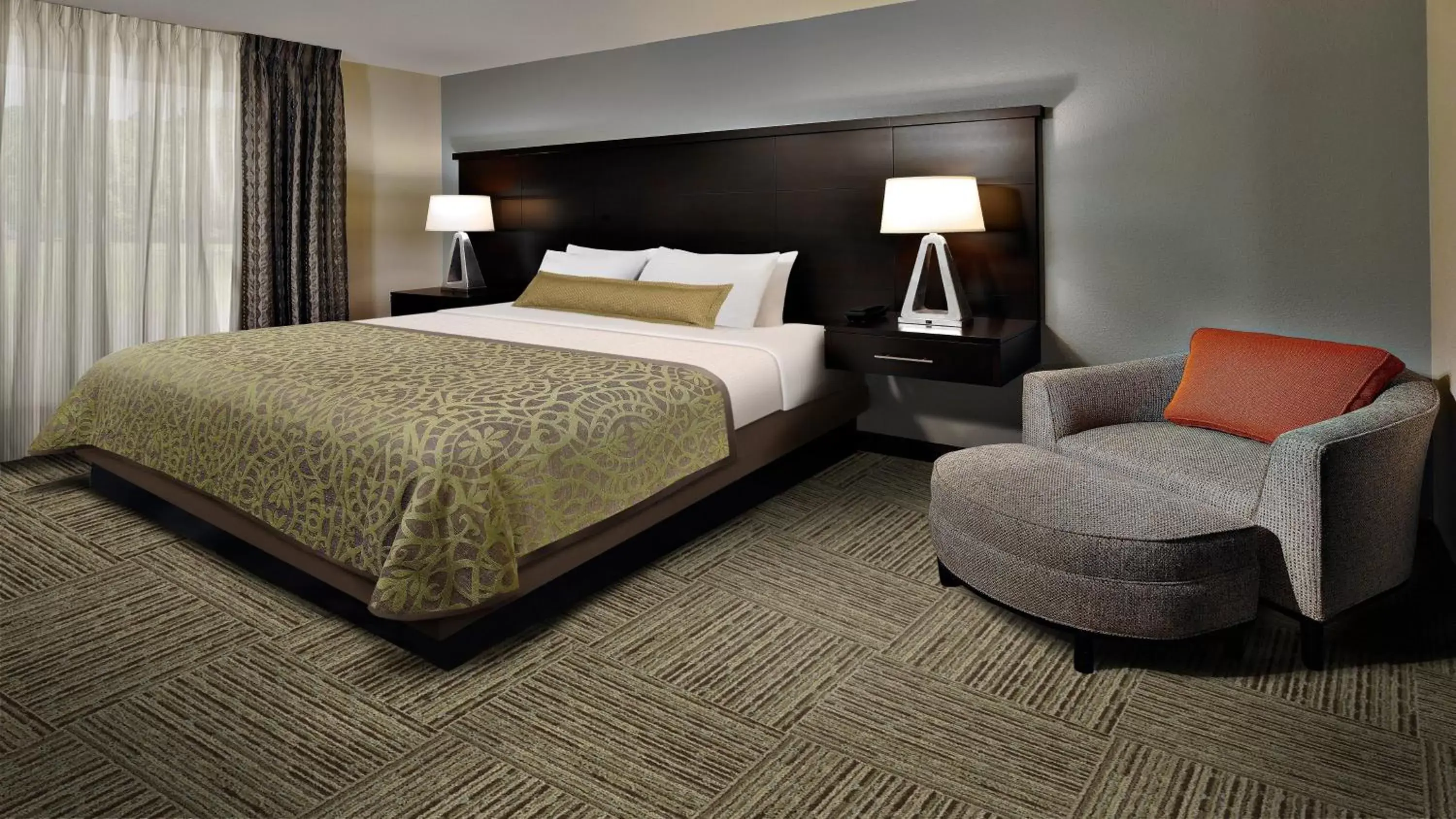 Photo of the whole room, Bed in Staybridge Suites Lexington, an IHG Hotel