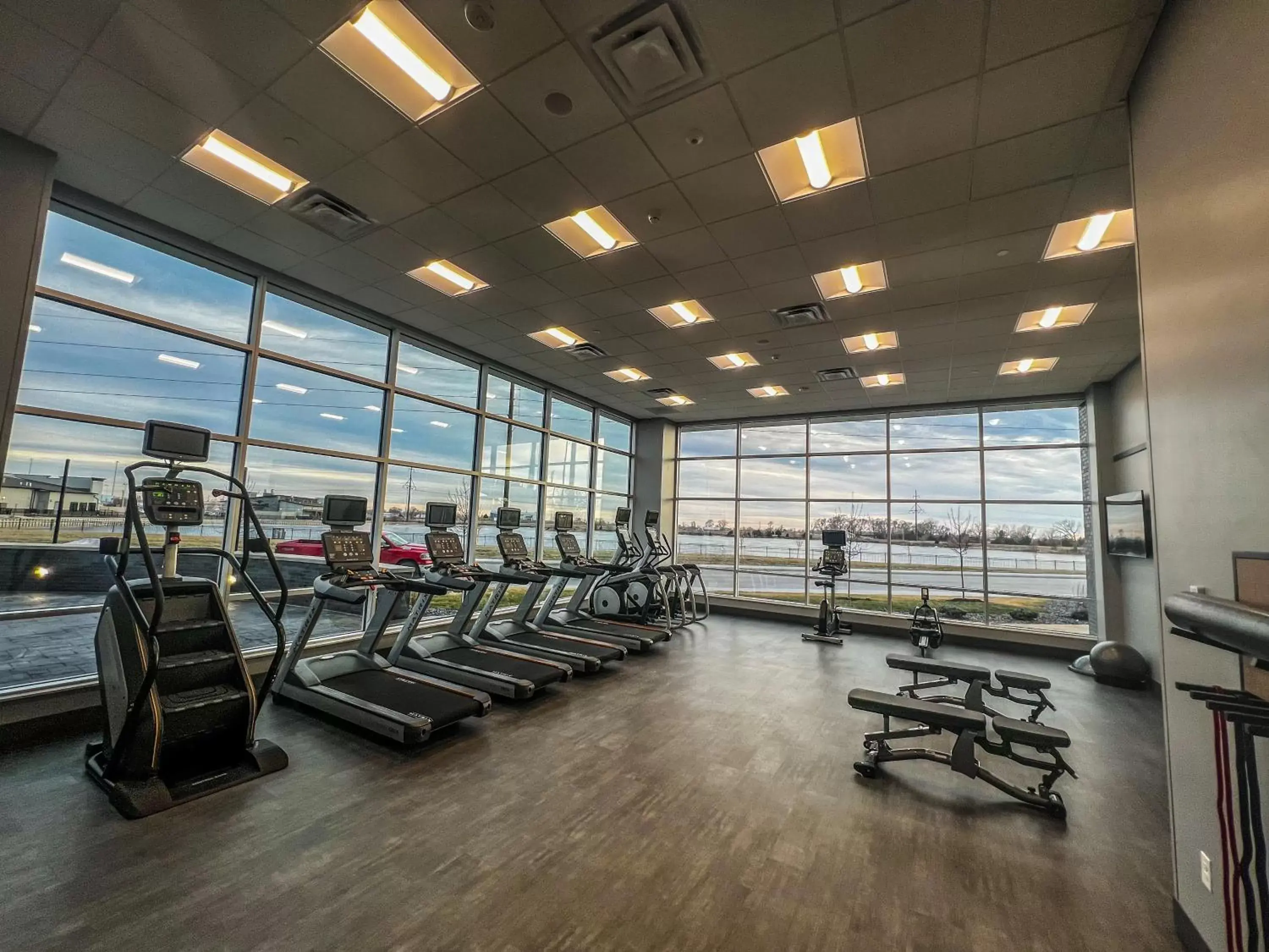 Fitness centre/facilities, Fitness Center/Facilities in Crowne Plaza - Kearney, an IHG Hotel