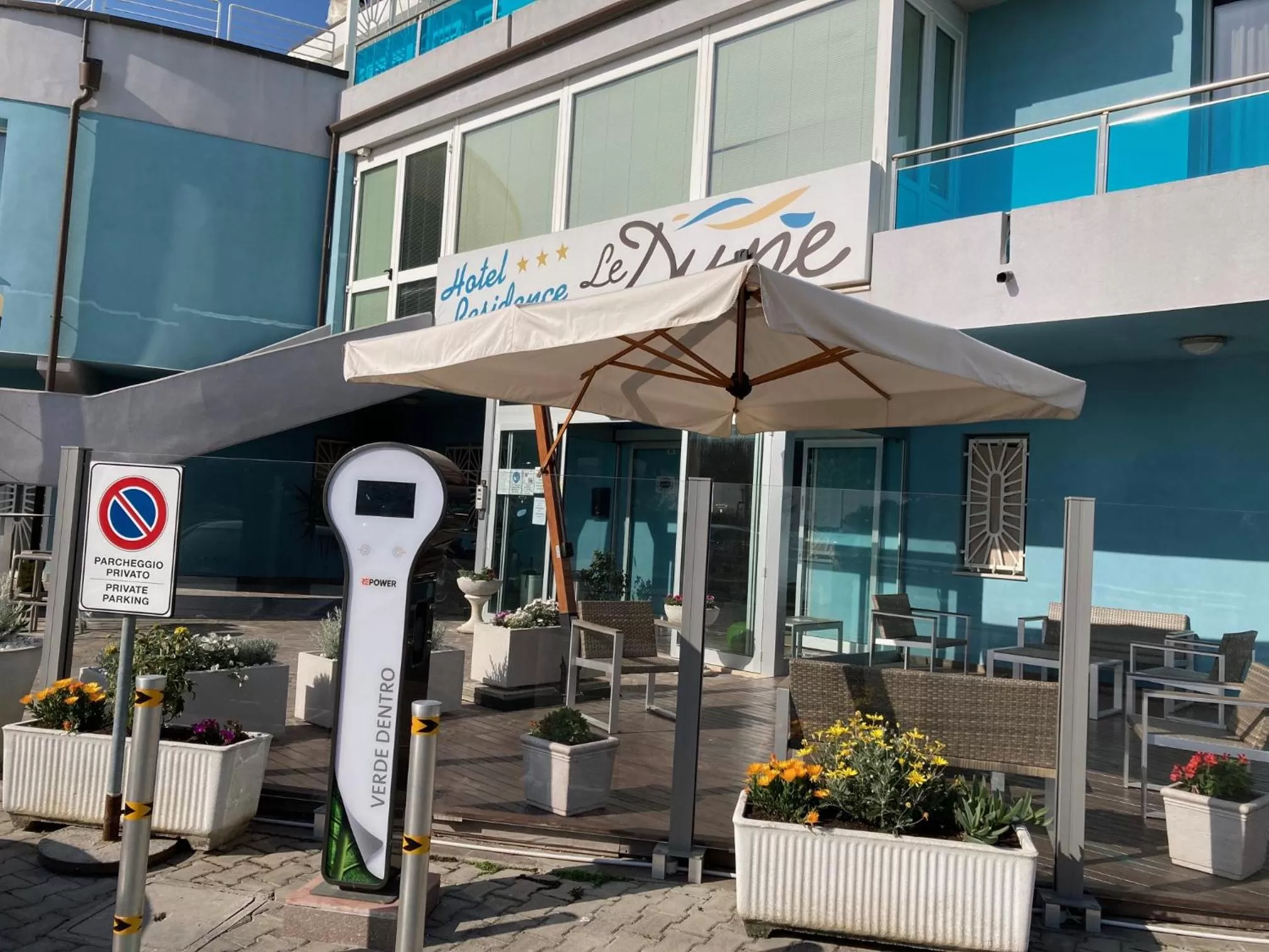 Property building in Hotel-Residence- Le Dune Breakfast & private beach included