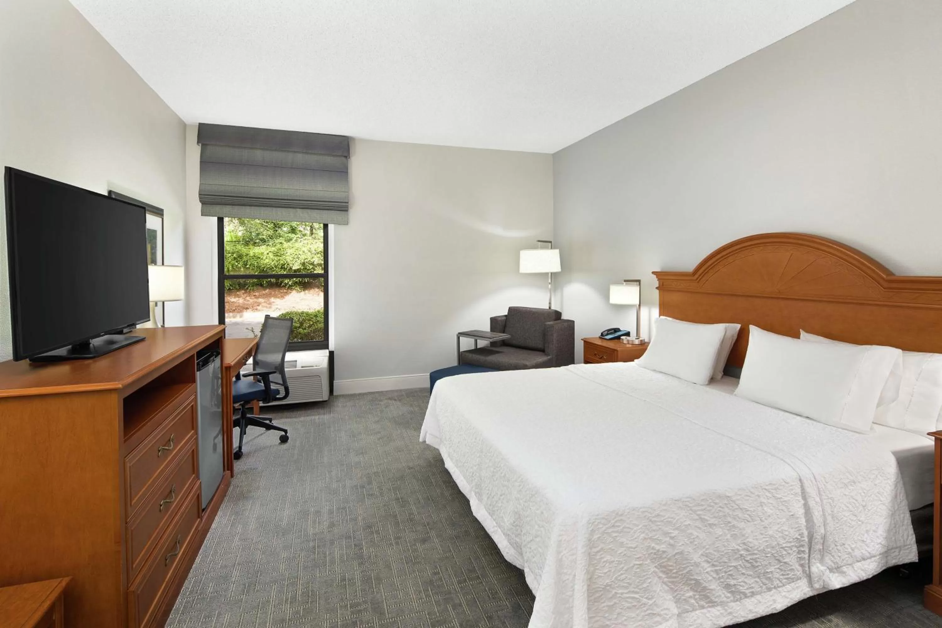 Bed in Hampton Inn Atlanta-Newnan
