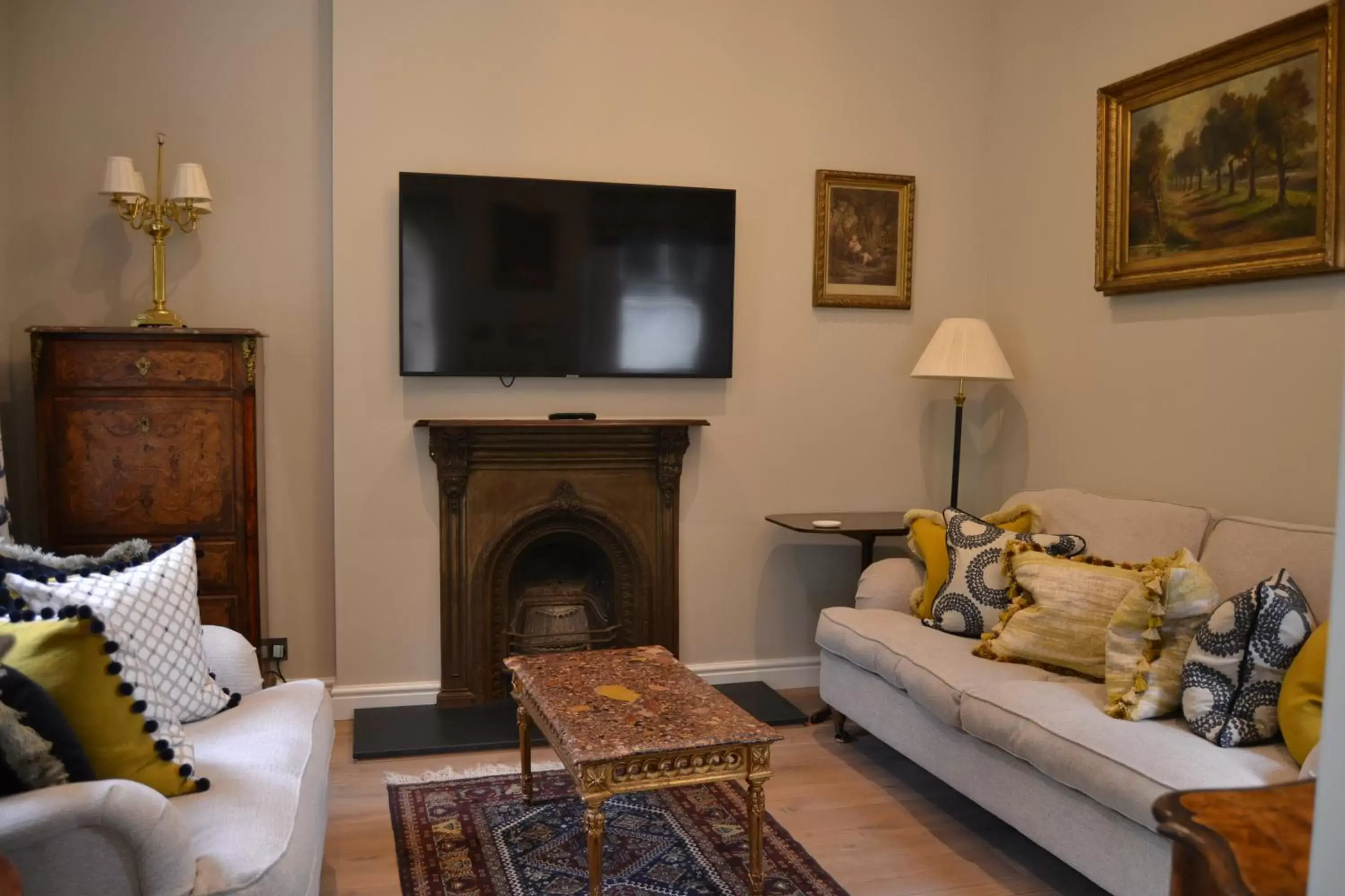 TV and multimedia, Seating Area in Lucknam Park Hotel