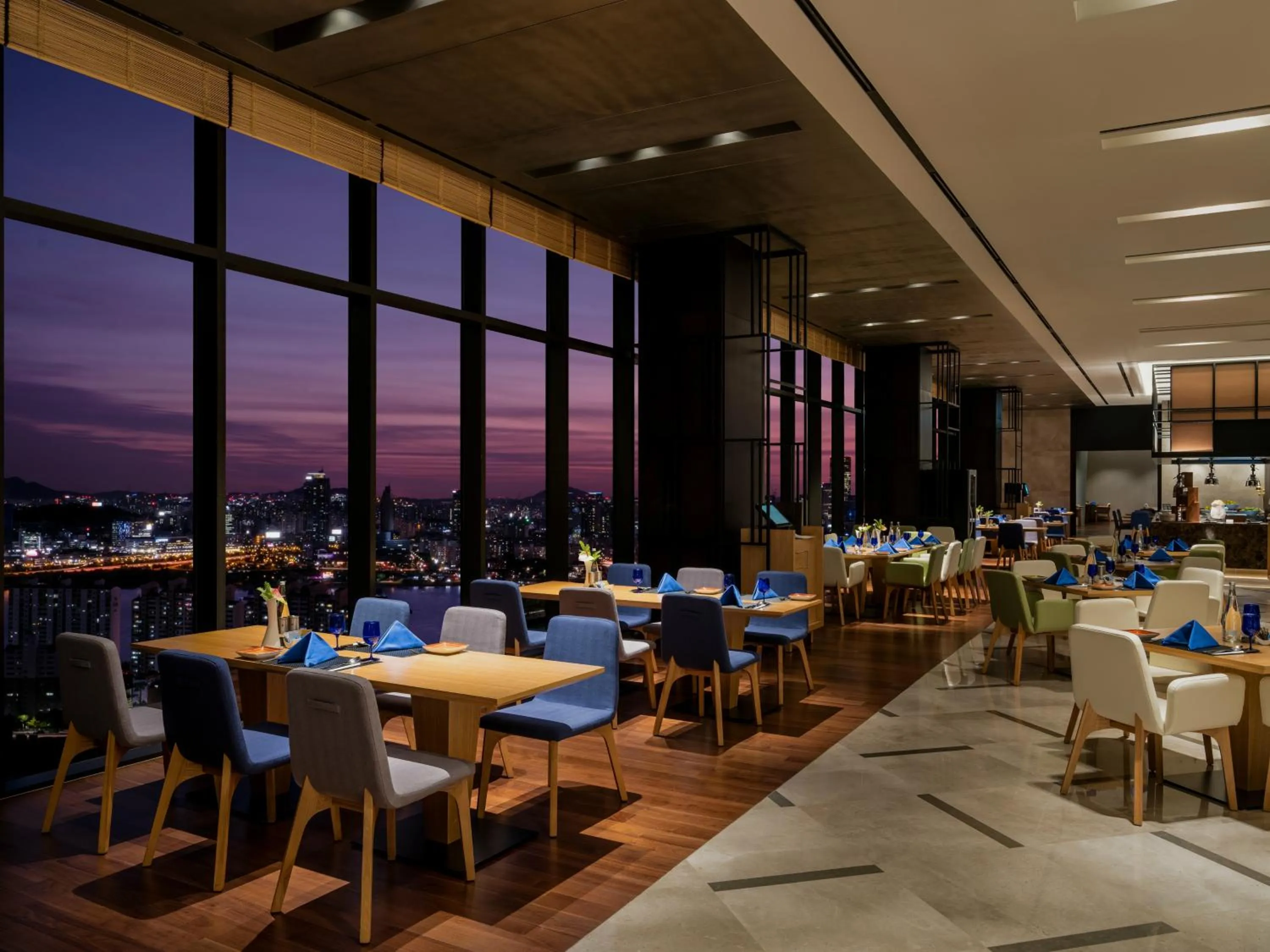 Restaurant/places to eat in Novotel Ambassador Seoul Yongsan