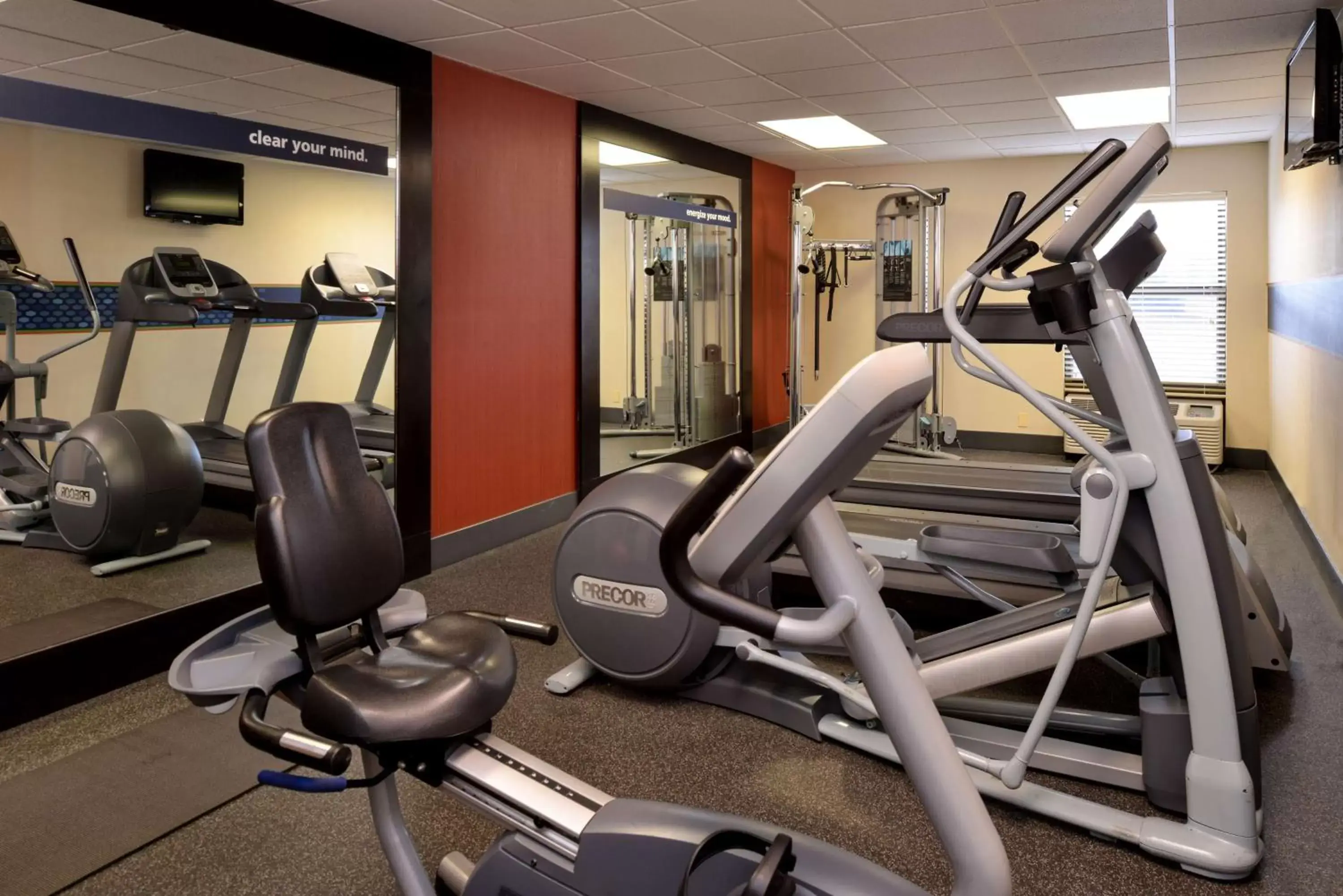 Fitness centre/facilities, Fitness Center/Facilities in Hampton Inn Henderson