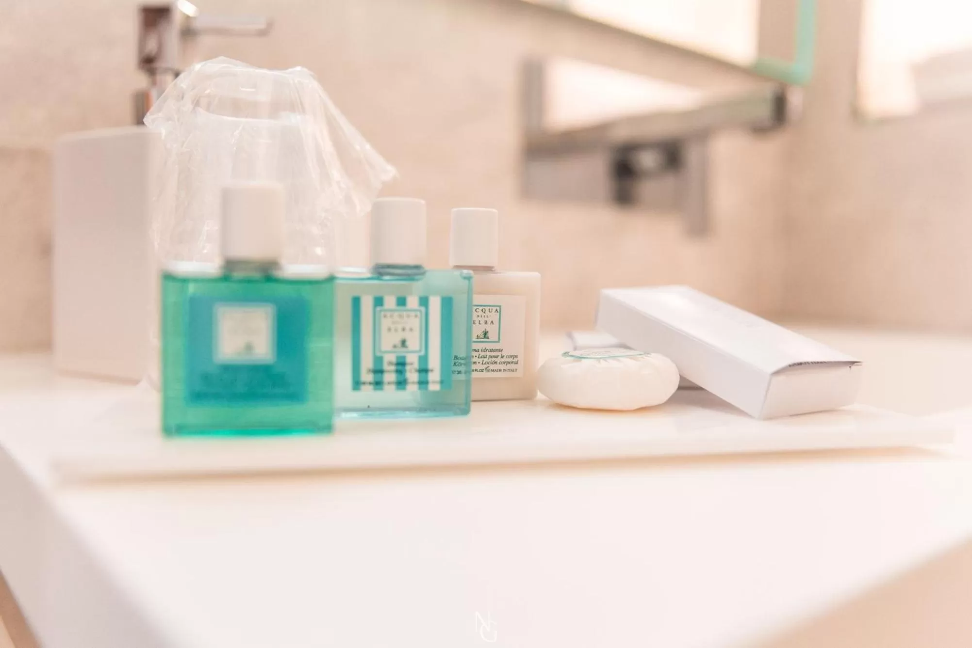 Shower in Hotel Kuma