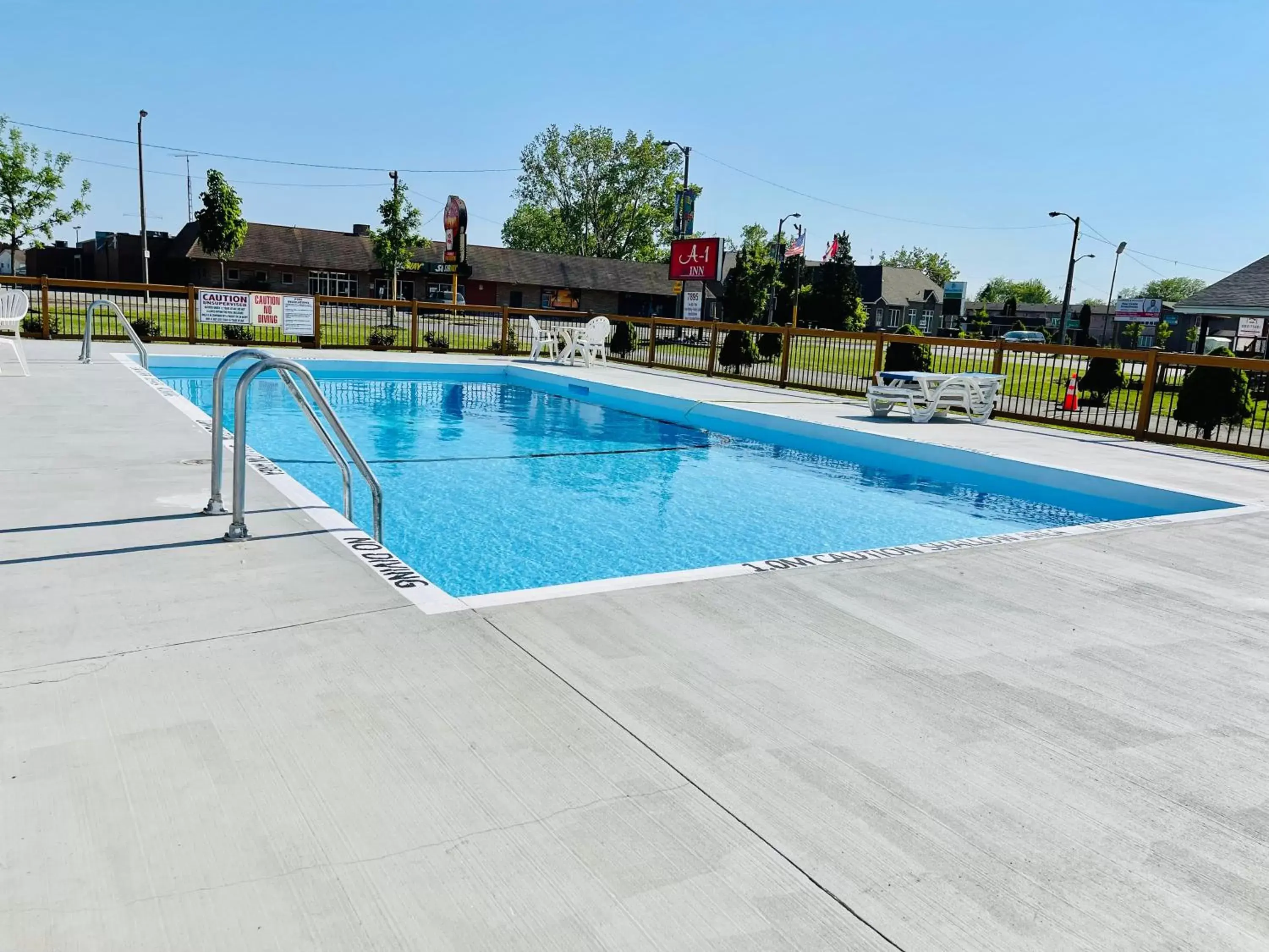 Swimming Pool in A1 Inn