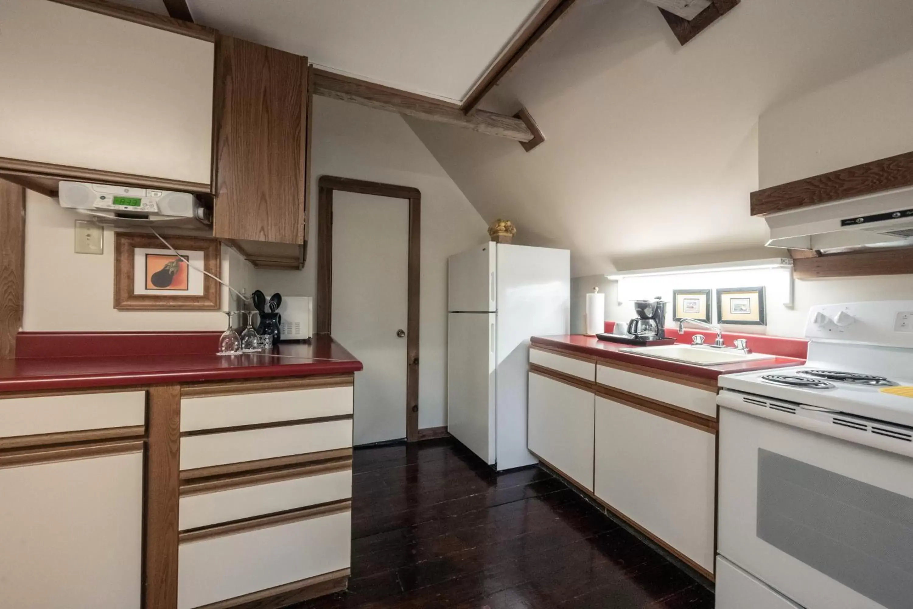 Kitchen or kitchenette, Kitchen/Kitchenette in Stone Soup Inn