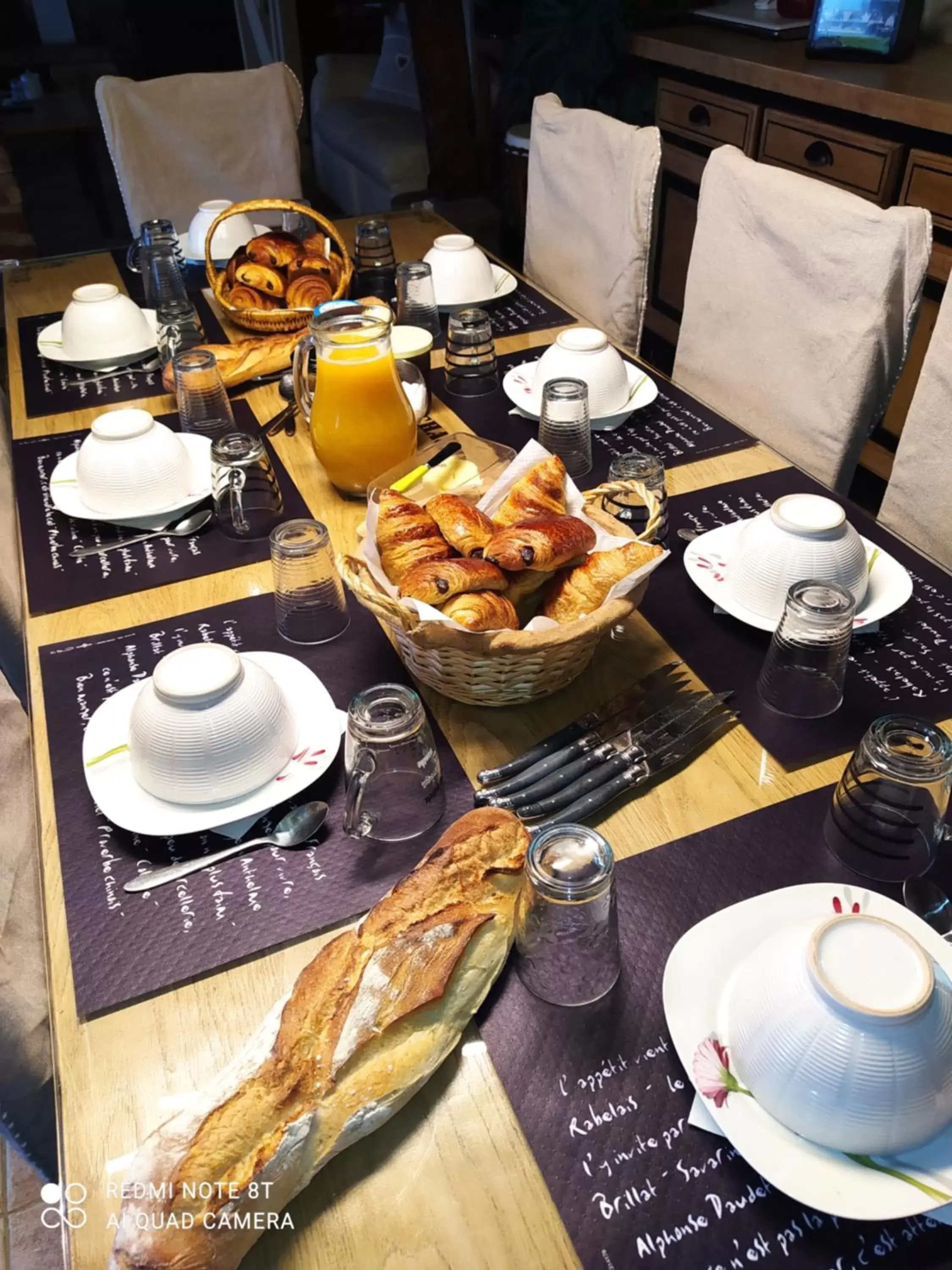 Breakfast in La Chaumière