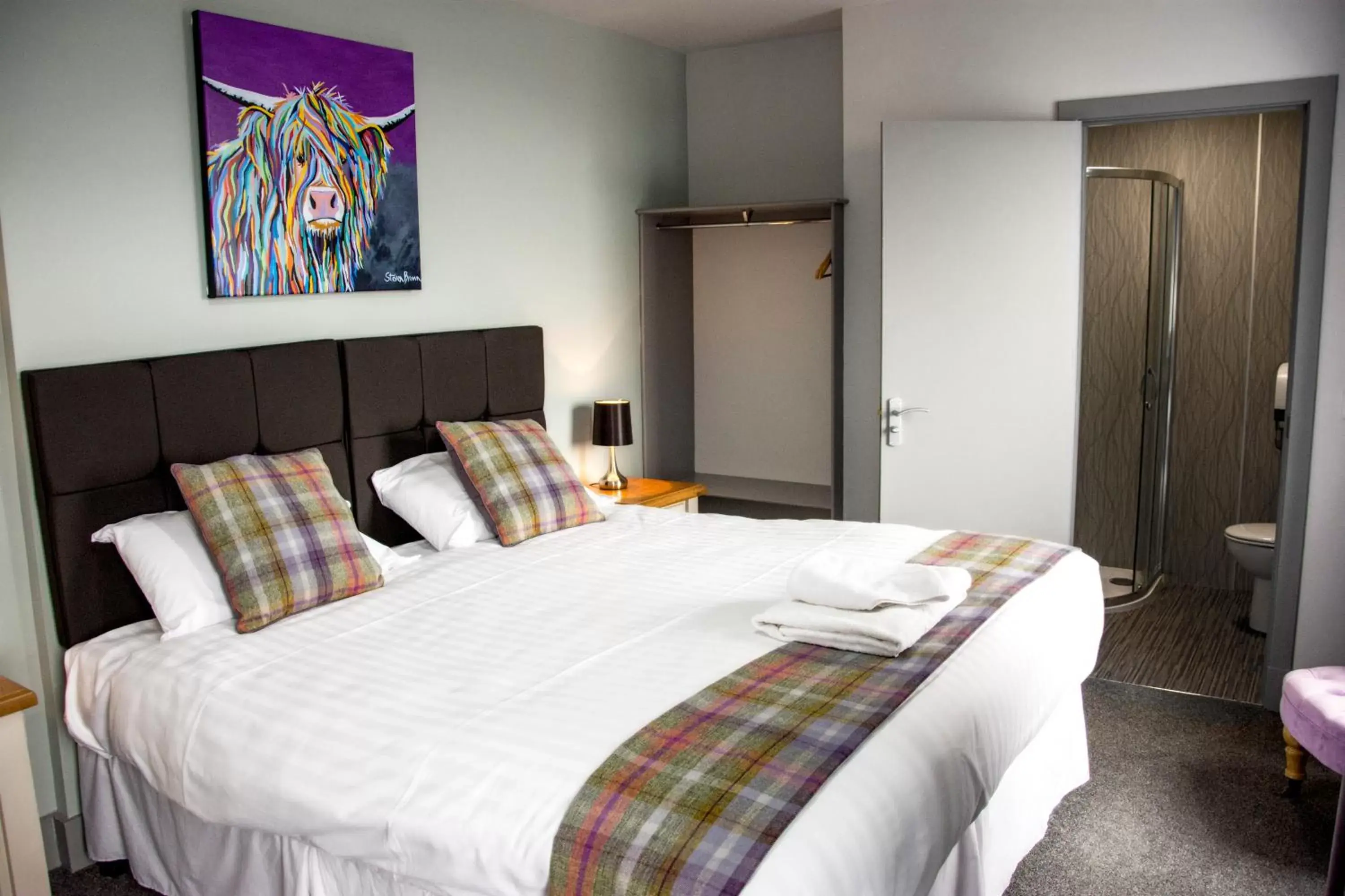 Twin Room with Private Bathroom in The Knowes Hotel & Restaurant