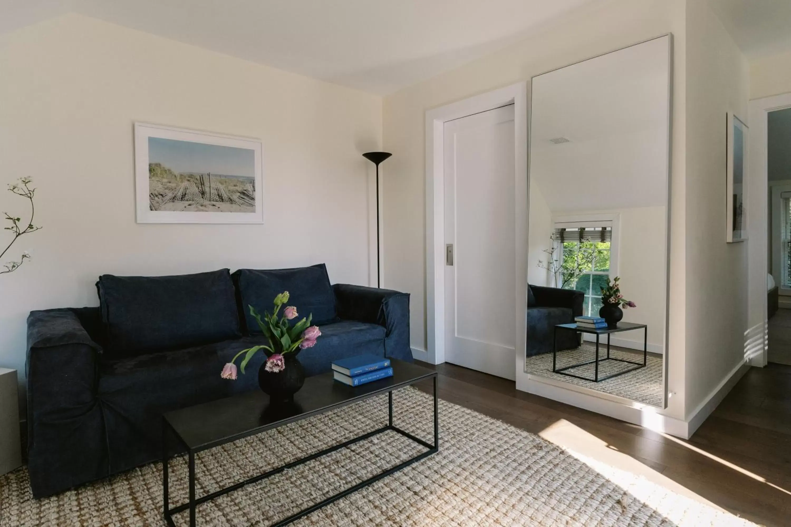 Living room, Seating Area in The Roundtree, Amagansett