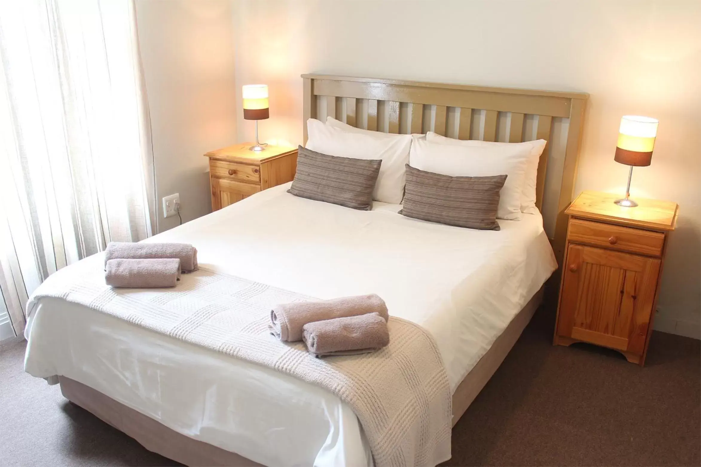 Bedroom, Bed in Oceans Hotel & Self Catering