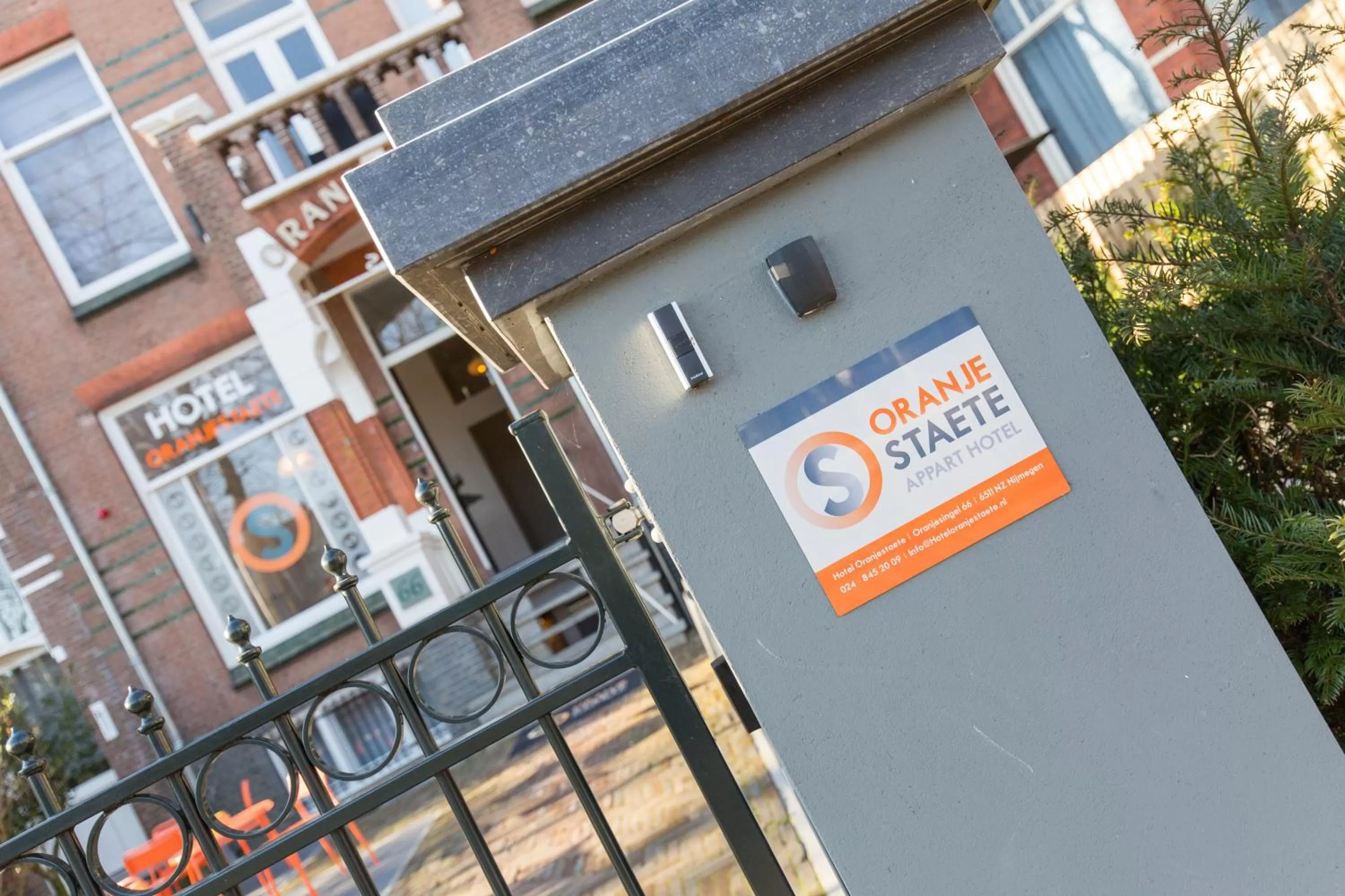 Property building in Hotel Oranjestaete